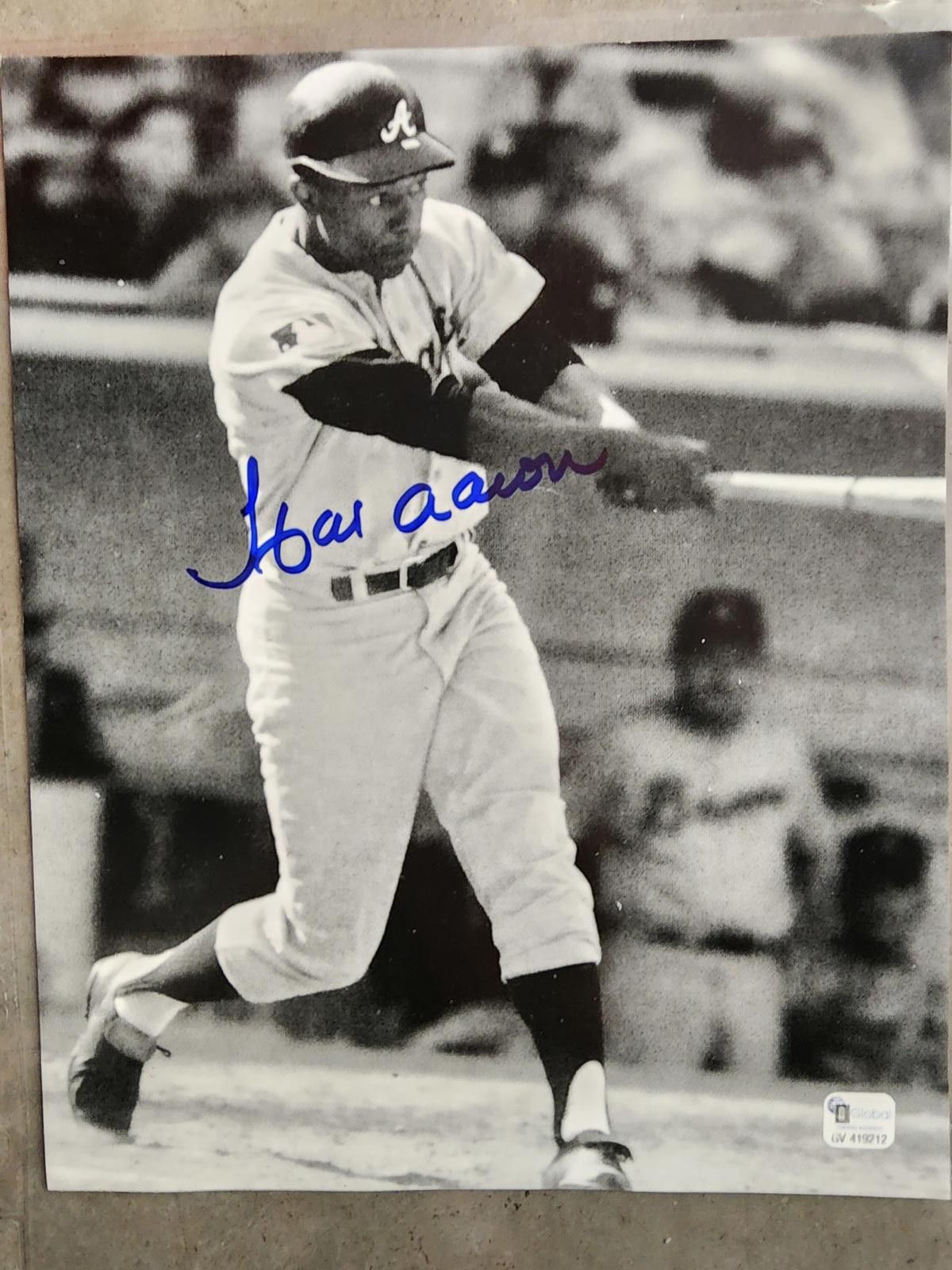 Other Hank Aaron Signed B/W Baseball Photo with COA Size ONE SIZE - 1 Thumbnail