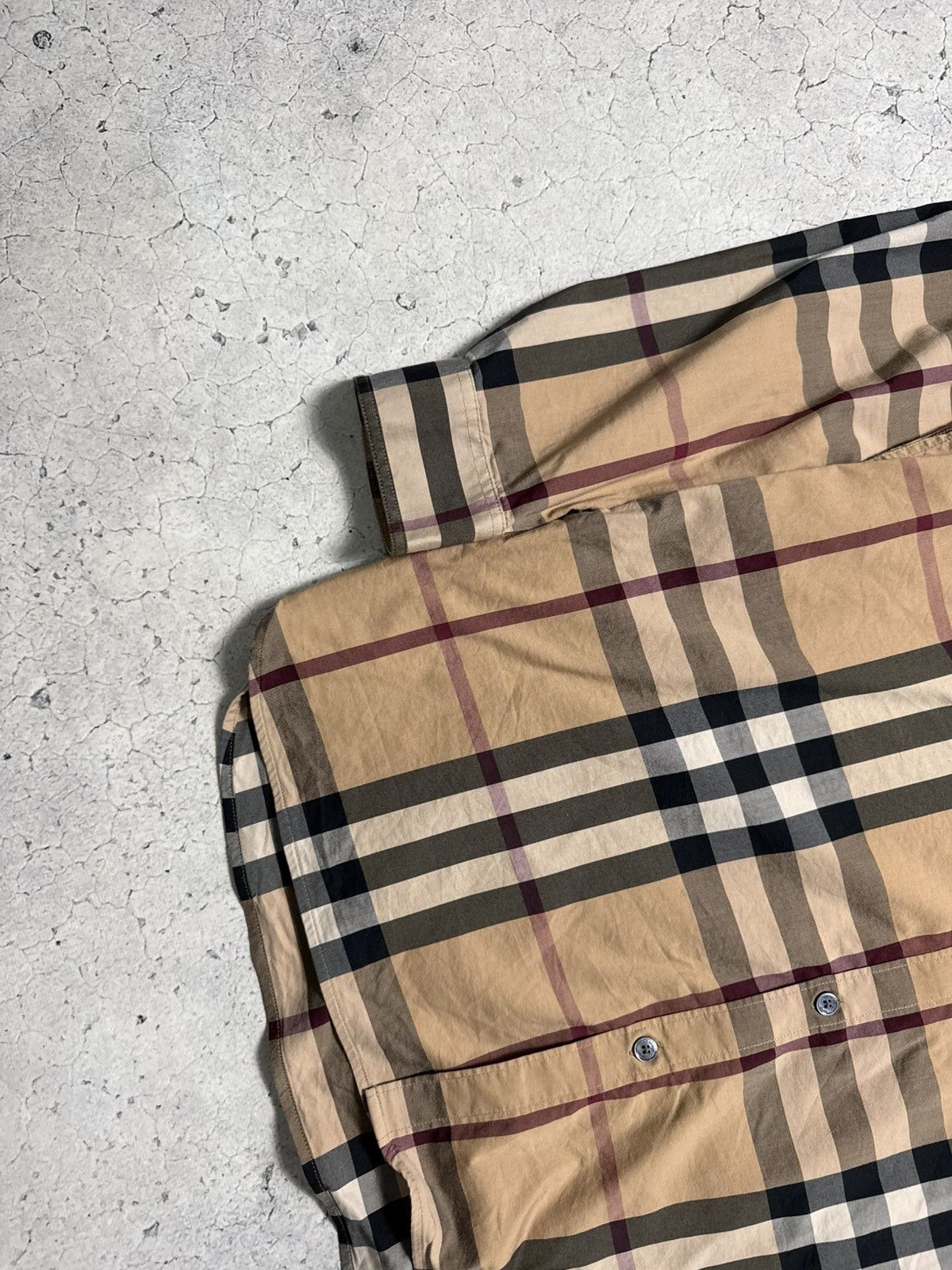 Burberry Burberry Checked Button Up Luxury Shirt Size XL Casual Size US XL / EU 56 / 4 - 3 Thumbnail
