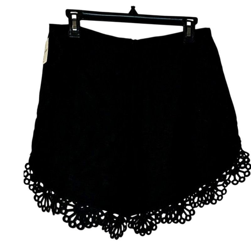 Free People NWT Lover Linen Shorts SCALLOPED LACE TRIM $295 SIZE US 8 Size 30" / US 8 / IT 44 - 2 Thumbnail
