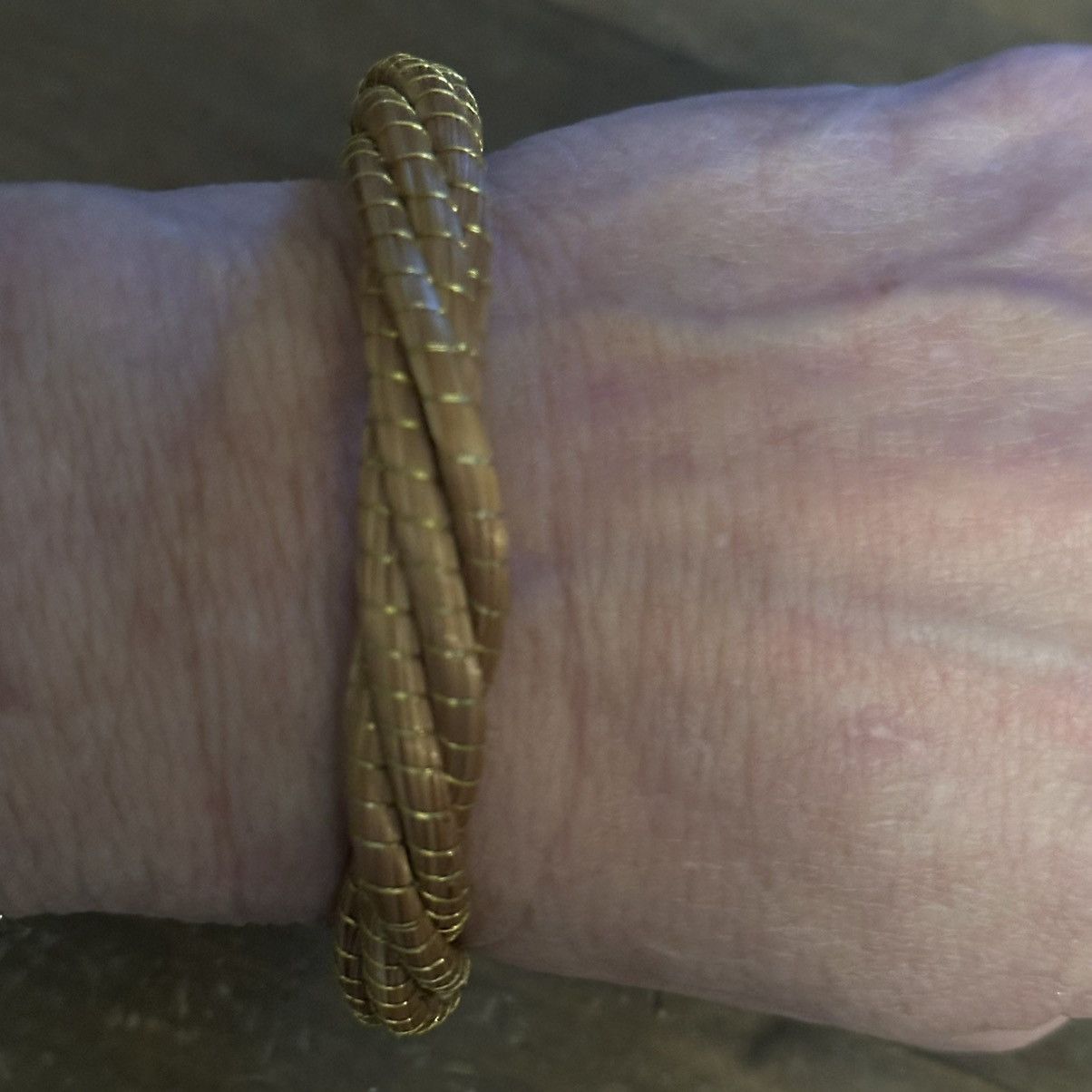 Other Golden twisted bangle bracelet Size ONE SIZE - 5 Thumbnail