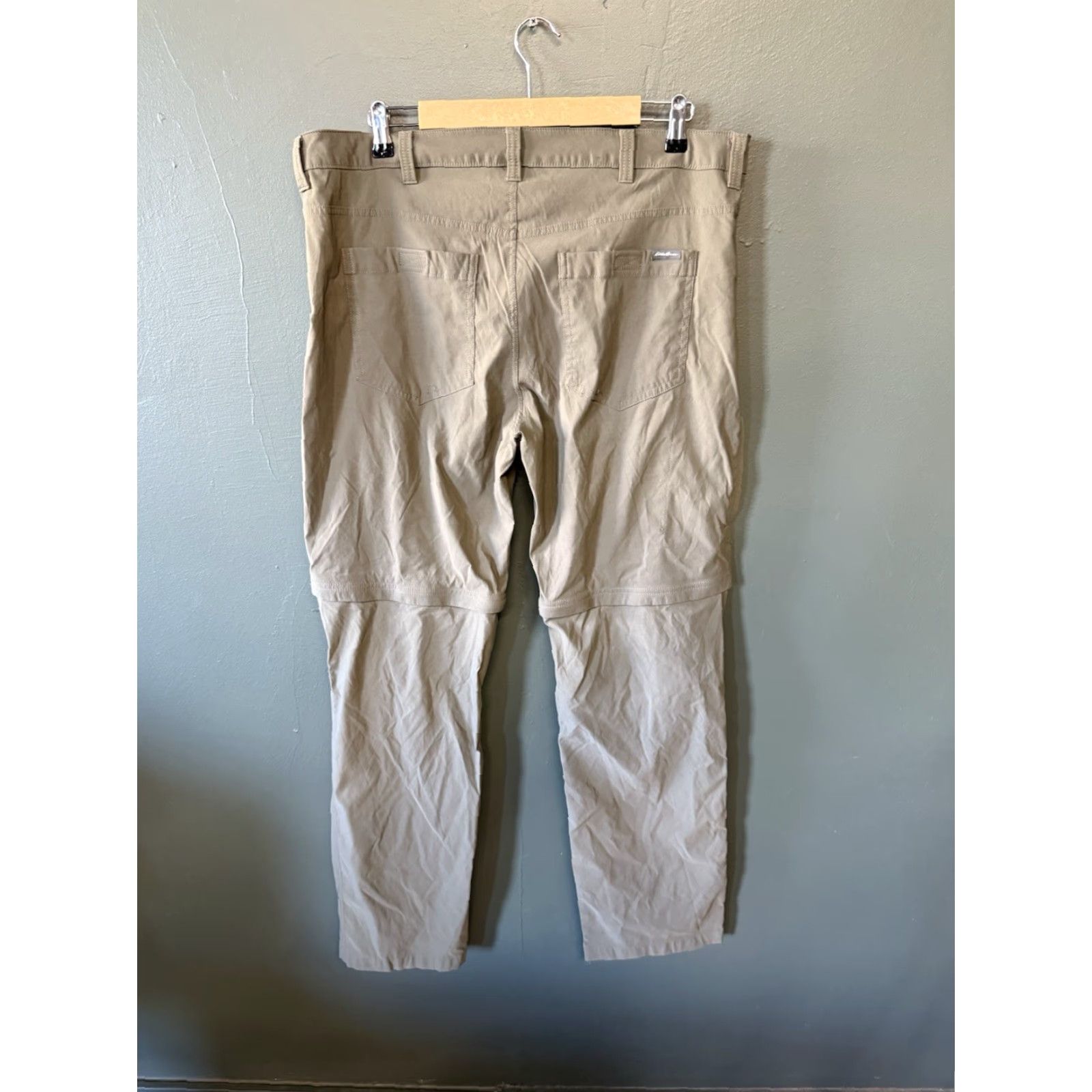 Eddie Bauer Eddie Bauer Mens Green Convertible Outdoor Hiking Pants Cargo Size 38 Inseam 34 40 x 34 Regular Menights? Size US 38 / EU 54 - 2 Thumbnail
