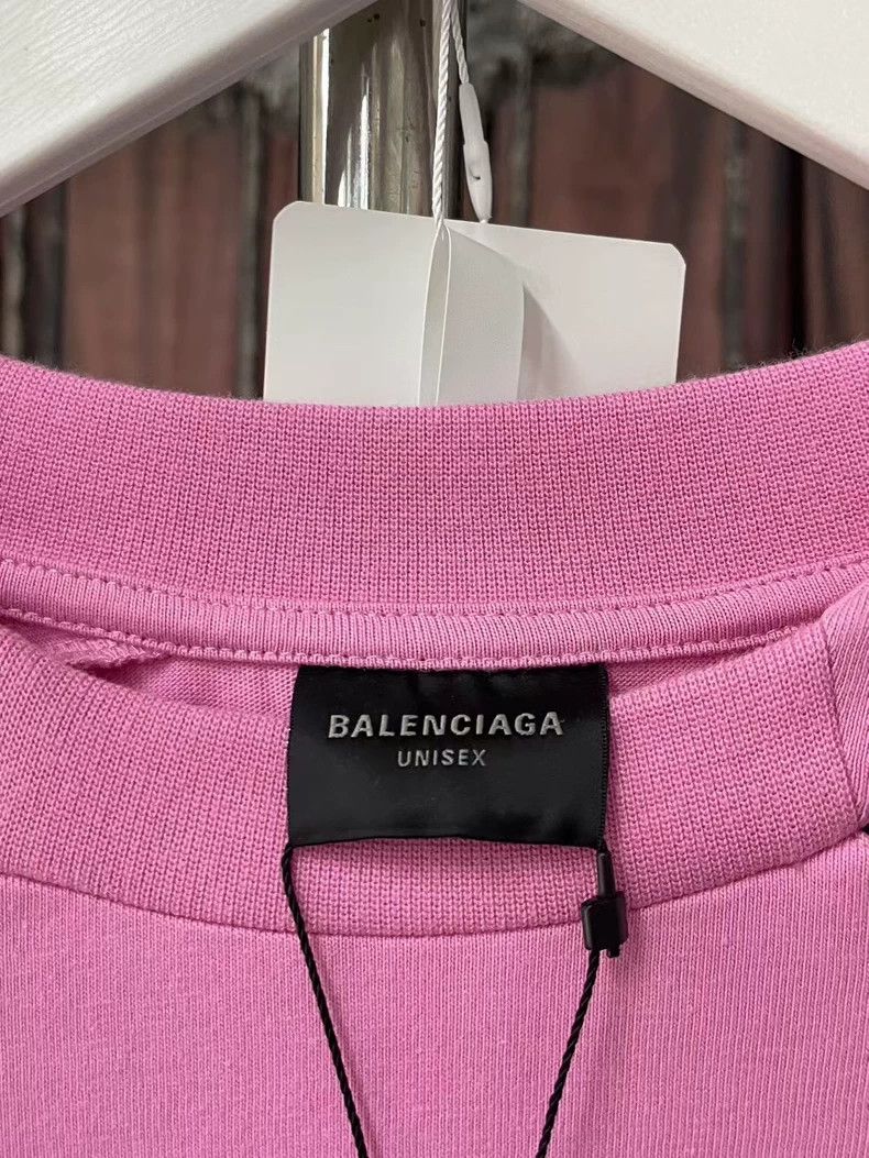 Balenciaga Balenciaga Pink Manchester United Shanghai Long Sleeve Size US S / EU 44-46 / 1 - 6 Thumbnail