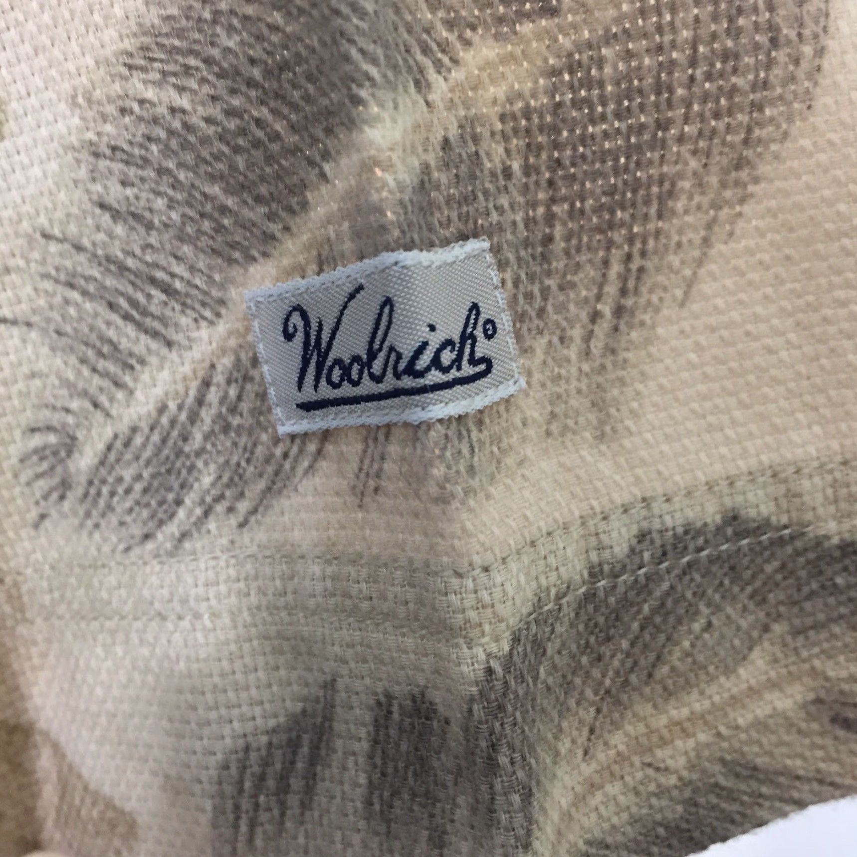 Vintage Woolrich Shirt Mens XL Beige Floral Short Sleeve Lightweight Knit Button Up Size US XL / EU 56 / 4 - 5 Thumbnail
