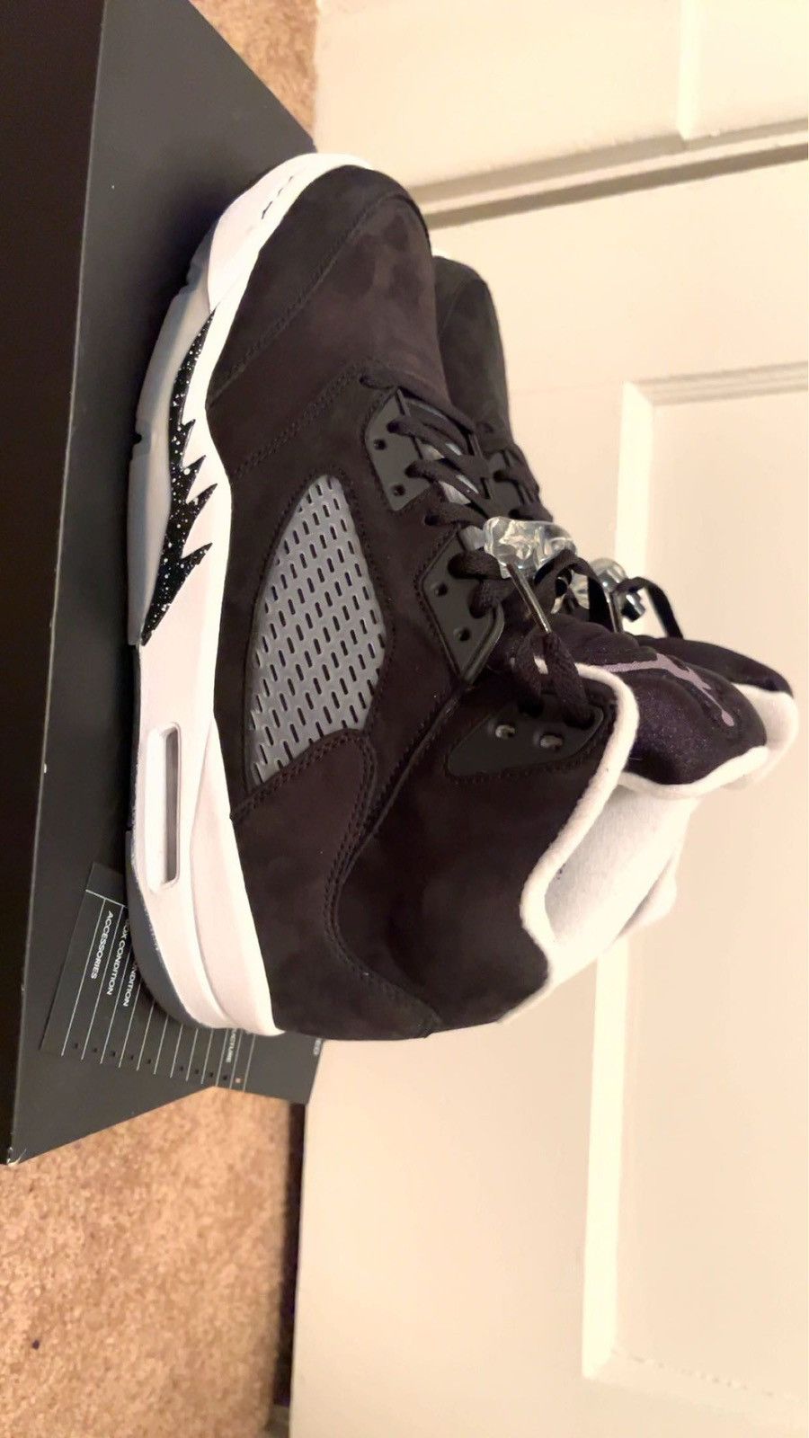 Jordan Brand Jordan 5 Moonlight Size US 12 / EU 45 - 6 Thumbnail