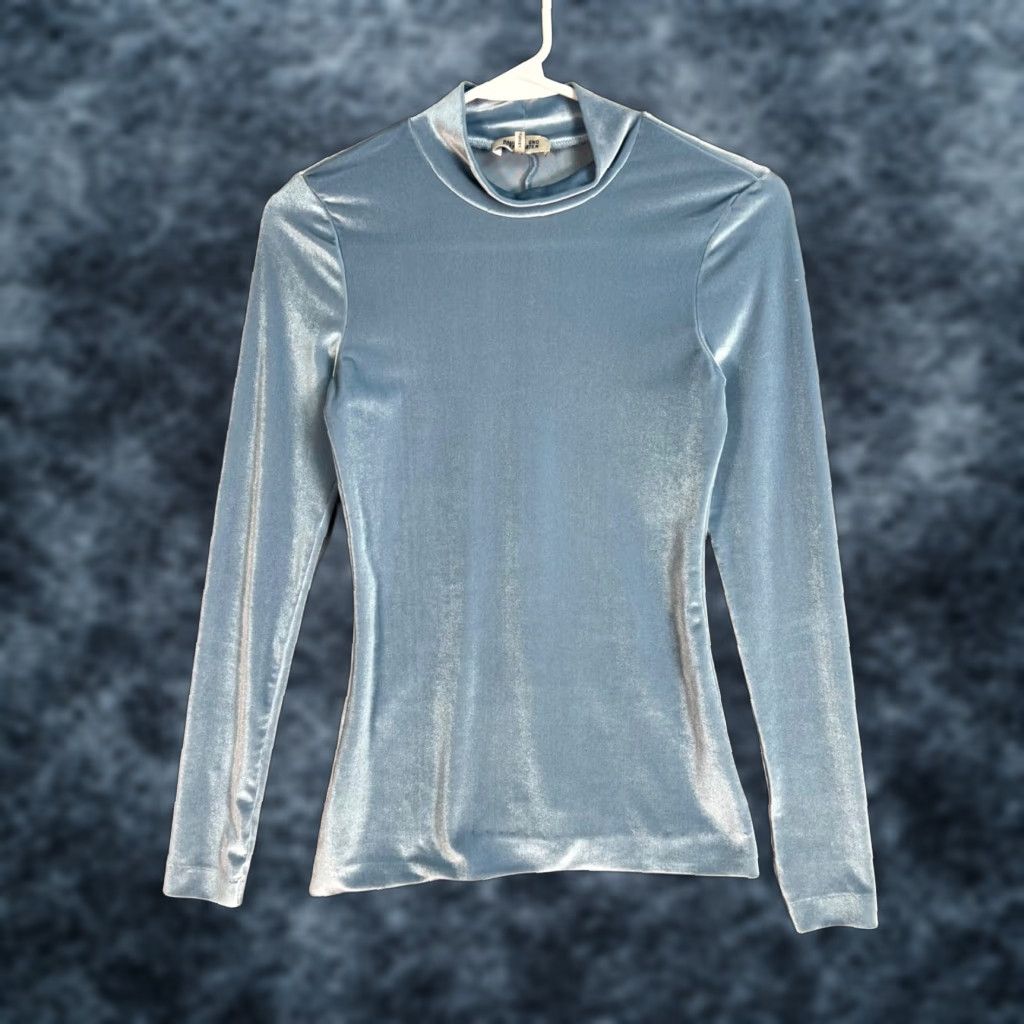 Baum und Pferdgarten VINTAGE Baum Und Pferdgarten Blue Velvet Long Sleeve Top Womens Size XS Size XS / US 0-2 / IT 36-38 - 1 Thumbnail