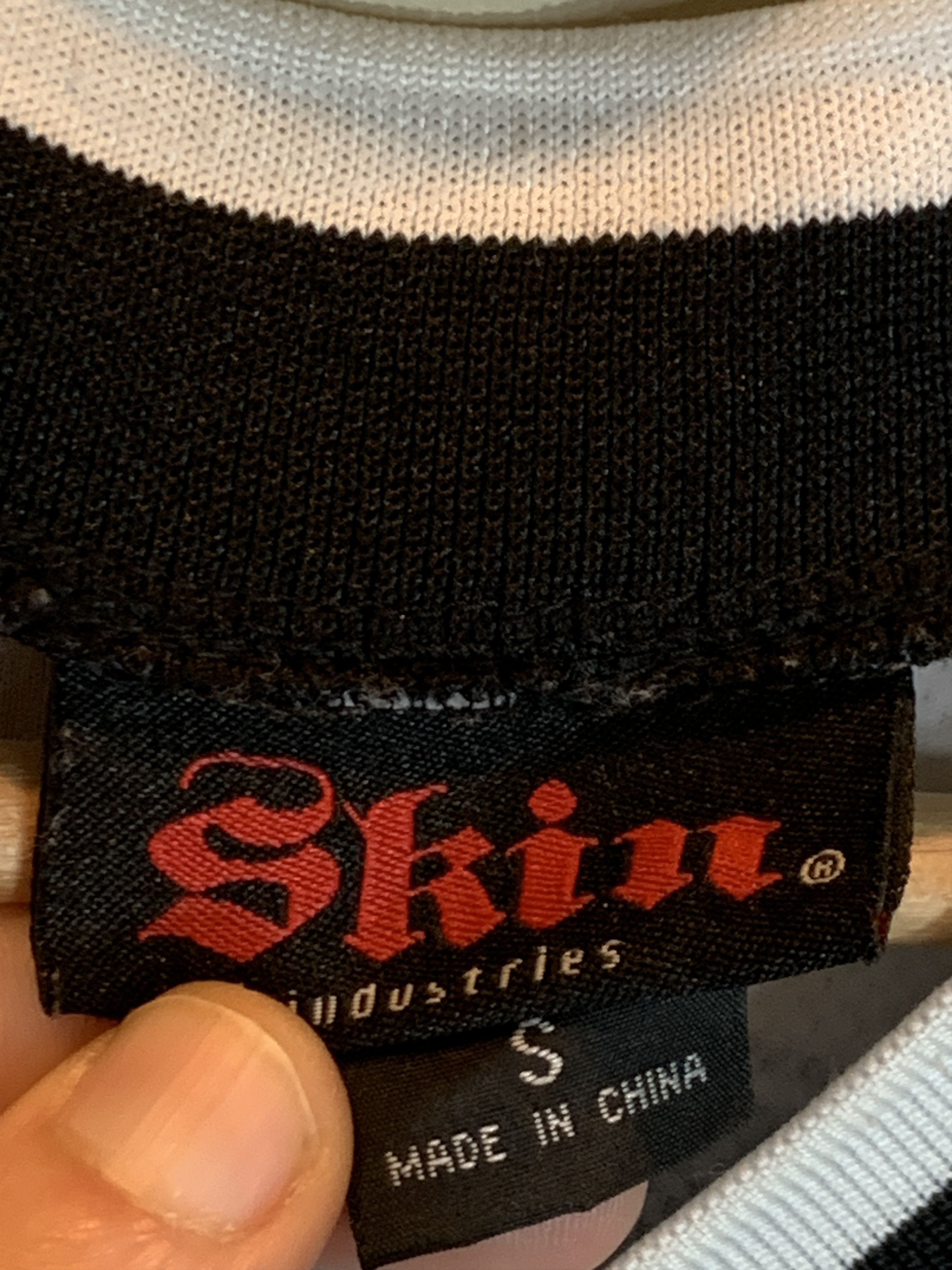Vintage *RARE* Vintage Skin Industries Pinup Silhouette Jersey Y2K S Size US S / EU 44-46 / 1 - 8 Thumbnail