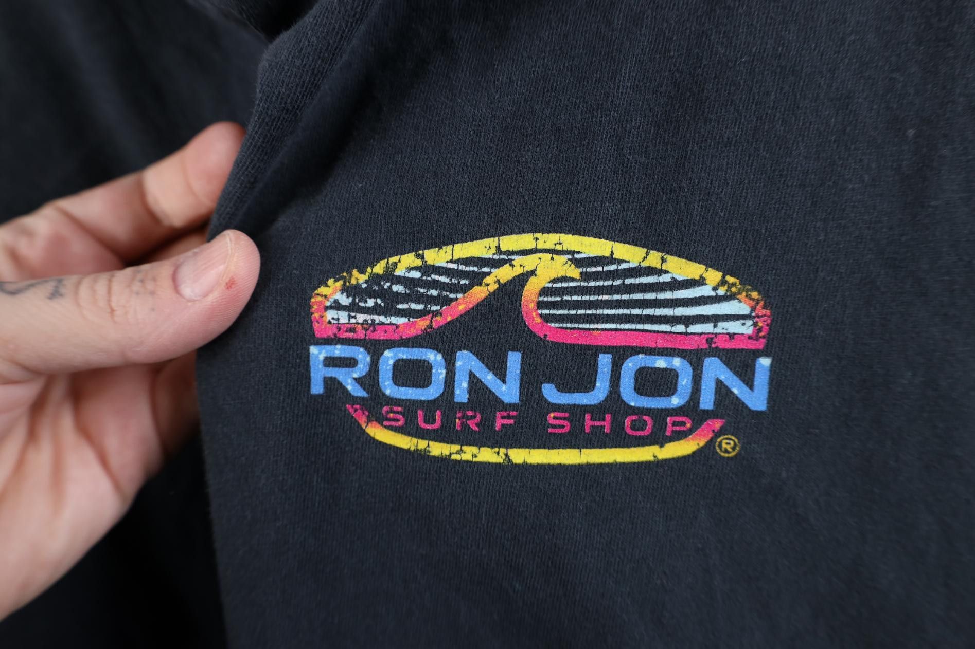 Vintage Vintage Ron Jon Surf Shop Spell Out Tank Top T-Shirt Black Size US XXL / EU 58 / 5 - 4 Thumbnail