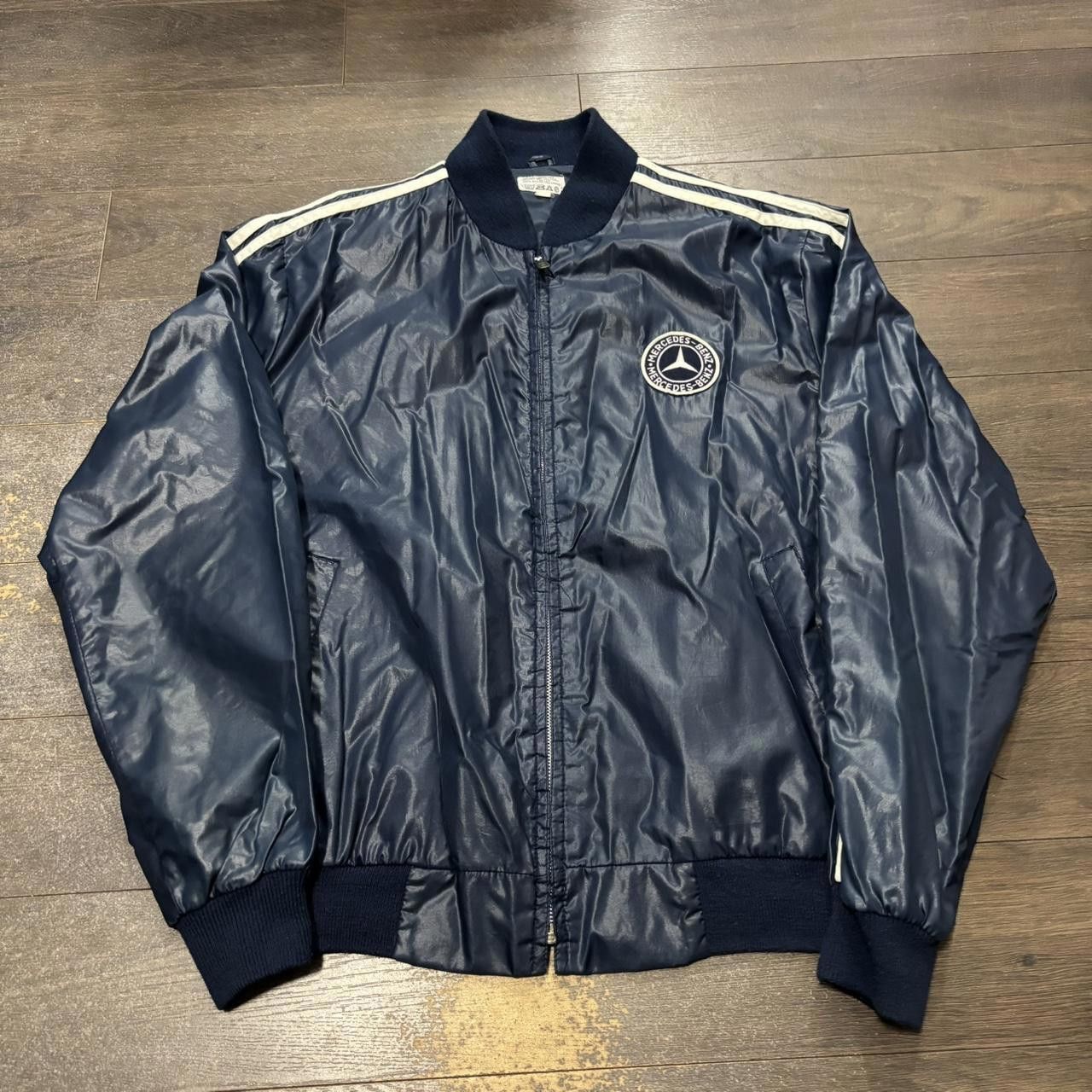 Designer Vintage Mercedes Benz windbreaker 80s 52 M/L Size US L / EU 52-54 / 3 - 2 Thumbnail