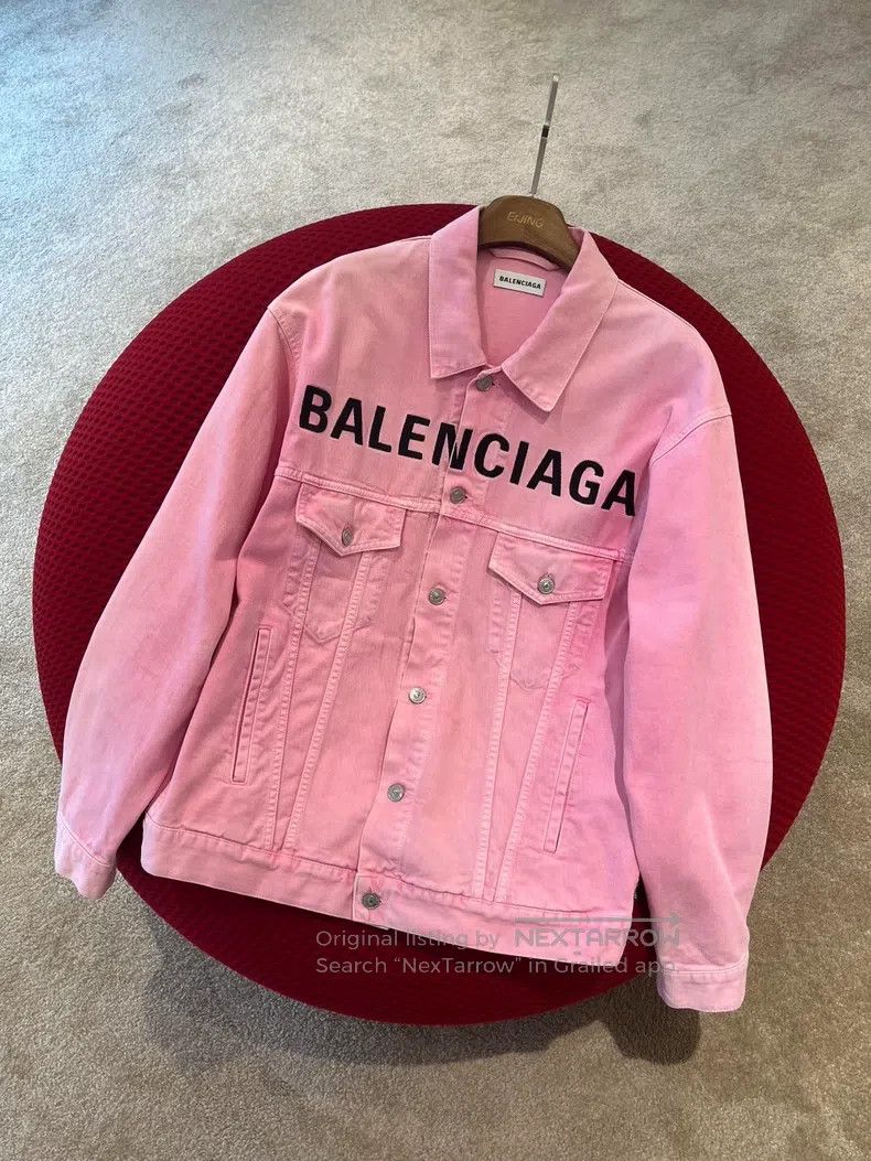 Balenciaga Balenciaga Valentine's Day series solid color front logo l Size XS / US 0-2 / IT 36-38 - 8 Thumbnail
