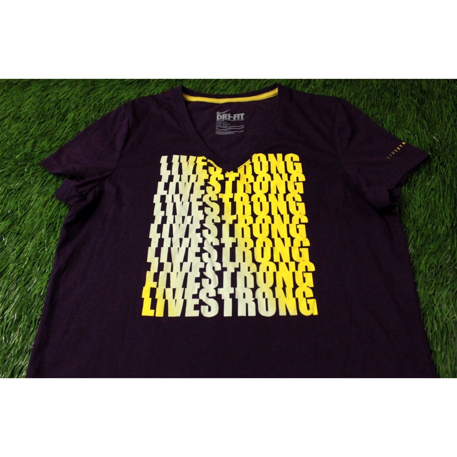 Nike Nike LIVESTRONG DRI-FIT 2013 ORIGINAL RUN TRAINING WOMEN SHIRT JERSEY M Violet LiveSTRONG Nike Dri-FIT Women Running Shirt Jersey M Women Shirts Size M / US 6-8 / IT 42-44 - 2 Thumbnail