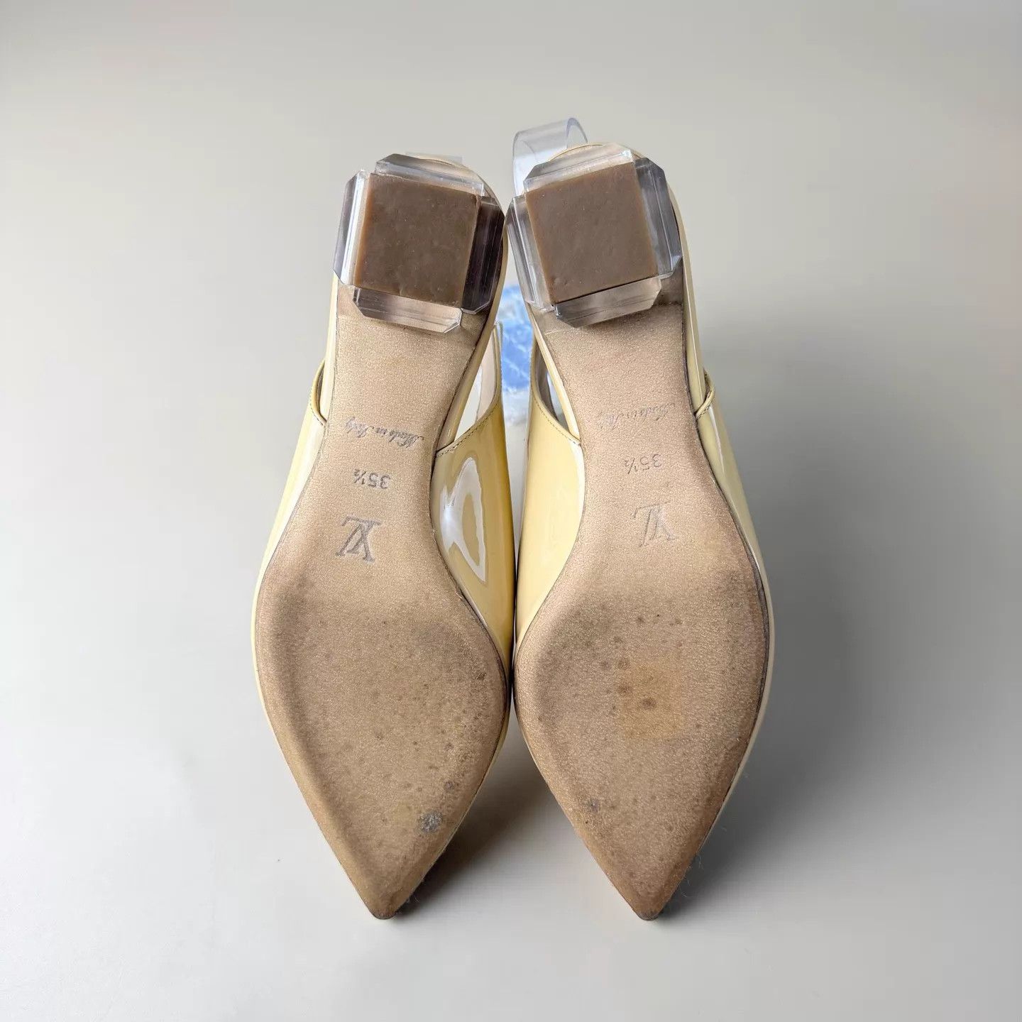 Louis Vuitton LV Cream Yellow Strap Sandals Gold Logo EU35.5 MINT Size US 5 / IT 35 - 7 Thumbnail