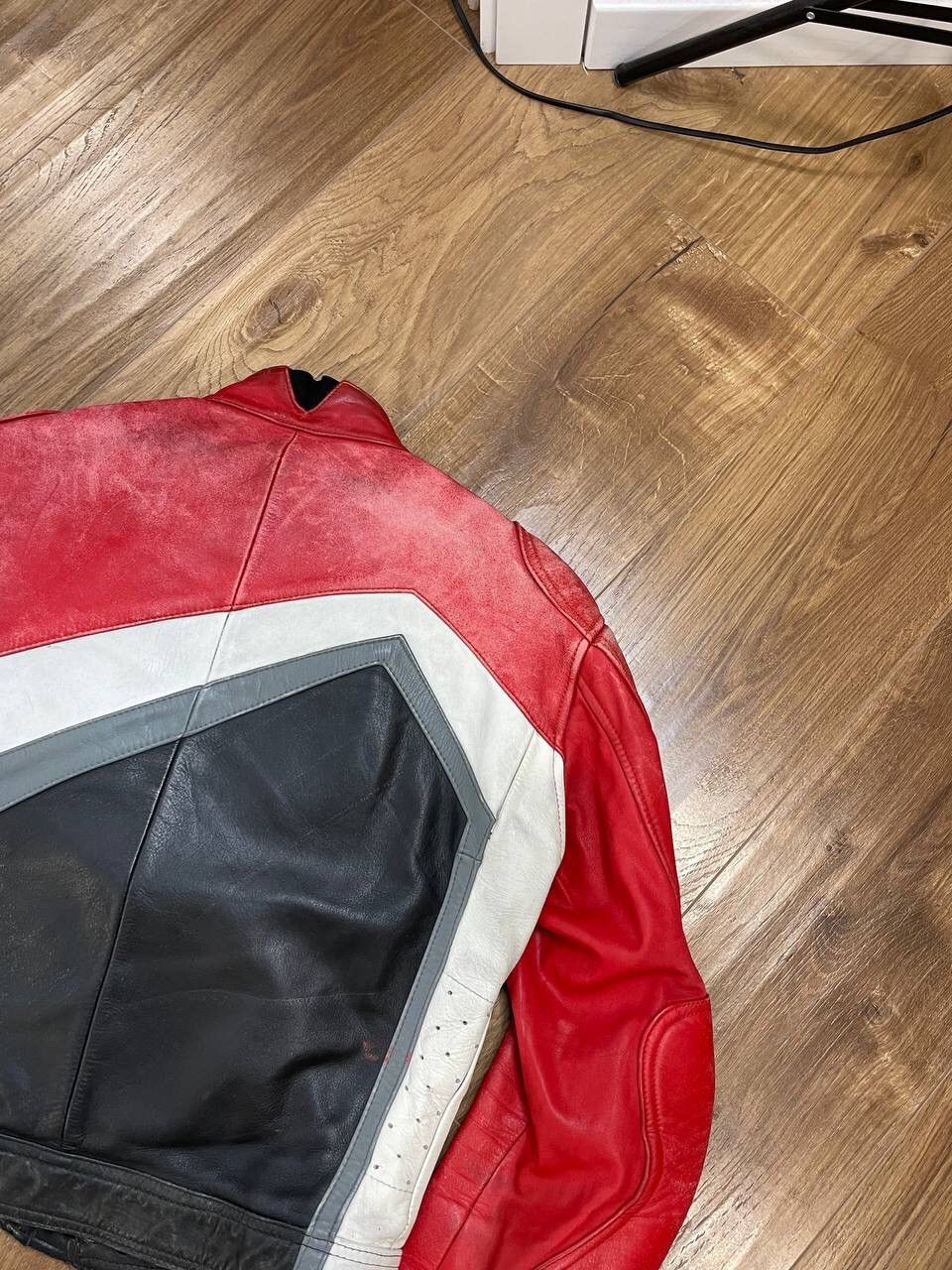 Genuine Leather × Vintage Vintage Genuine Leather 90’s Y2K Red Racing IXS Faded Jacket Size US M / EU 48-50 / 2 - 21 Thumbnail