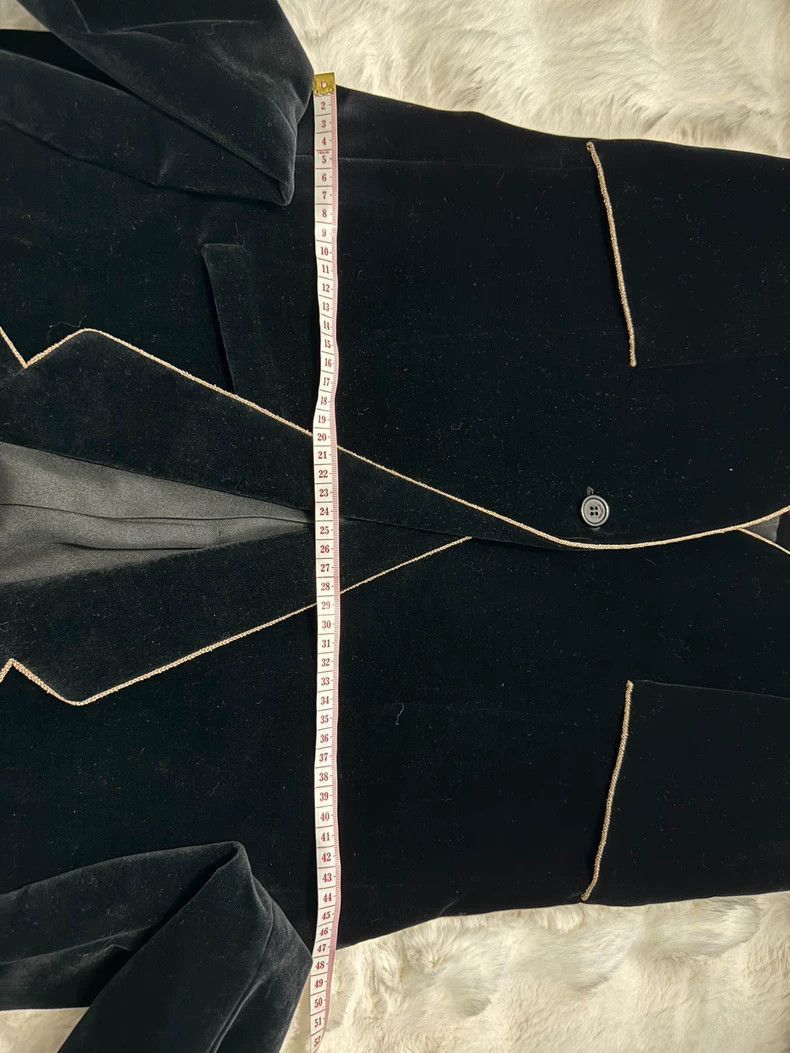 Saint Laurent Paris Saint Laurent Paris Saint Laurent Velvet Blazer with Gold Size US M / EU 48-50 / 2 - 7 Thumbnail