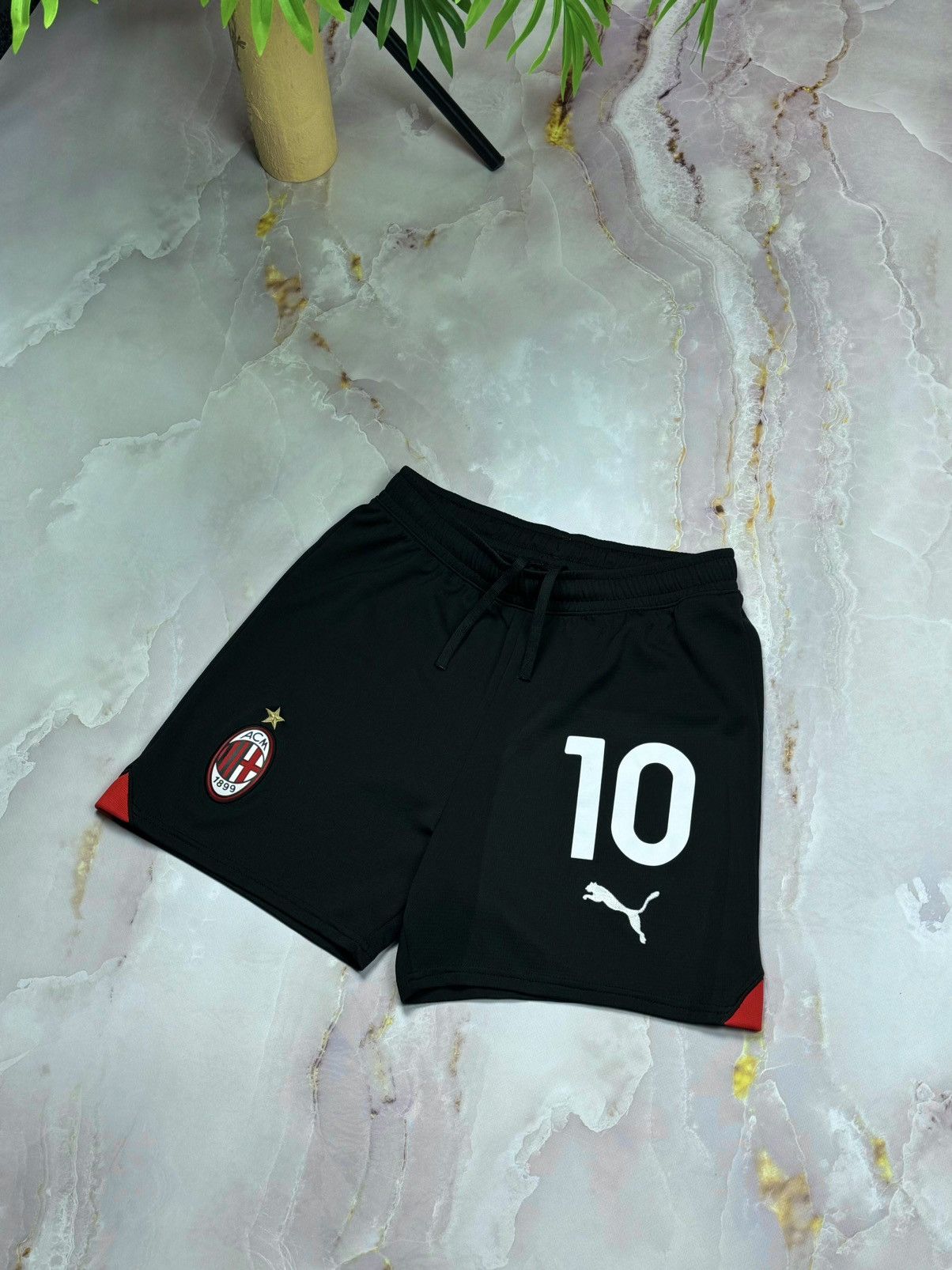 Puma Puma AC Milan Home Shorts 🩳 Size S Size US 30 / EU 46 - 2 Thumbnail
