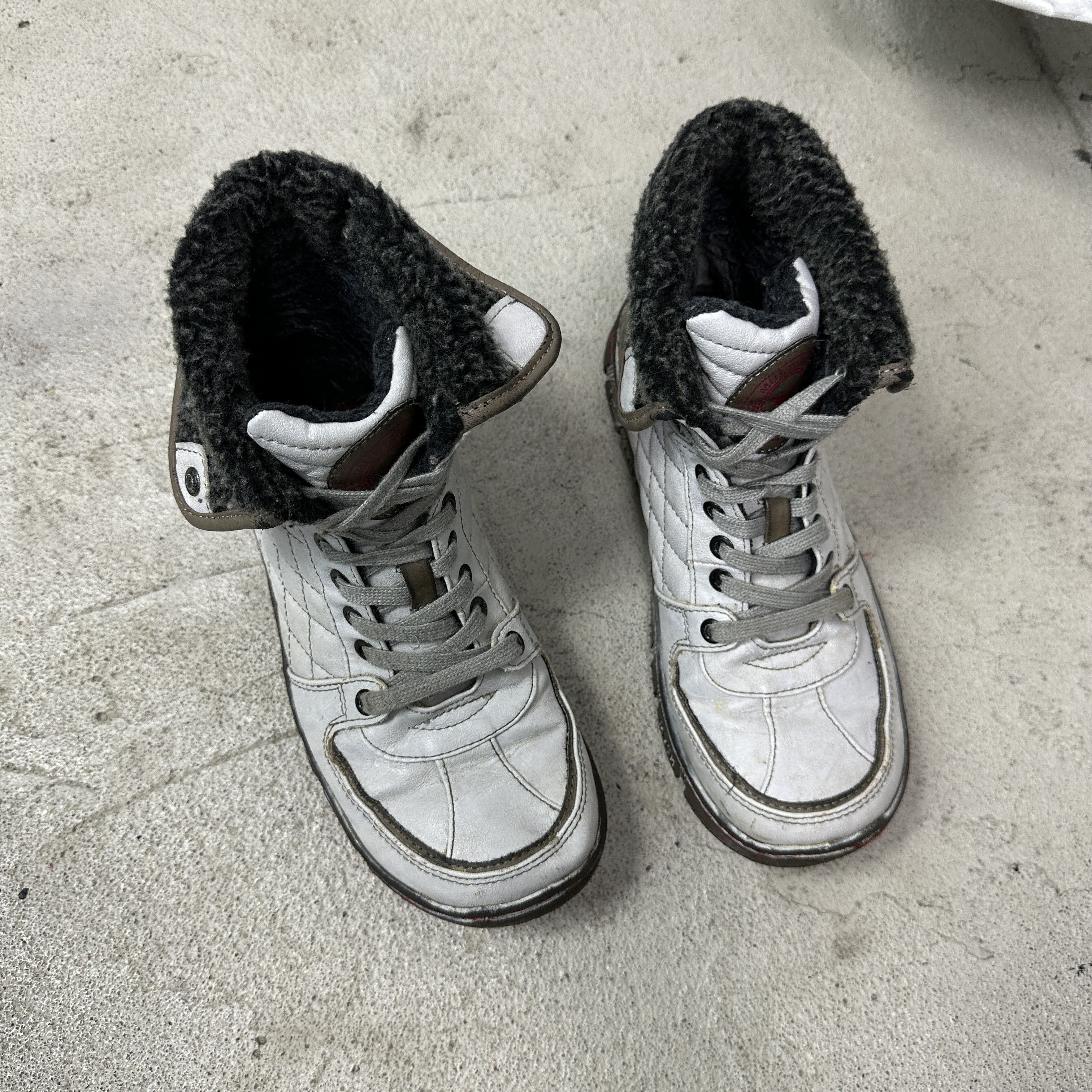 Mustang Vintage Sporty Streetwear Mustang Moto Sneakers Y2K Size US 6 / EU 39 - 4 Thumbnail