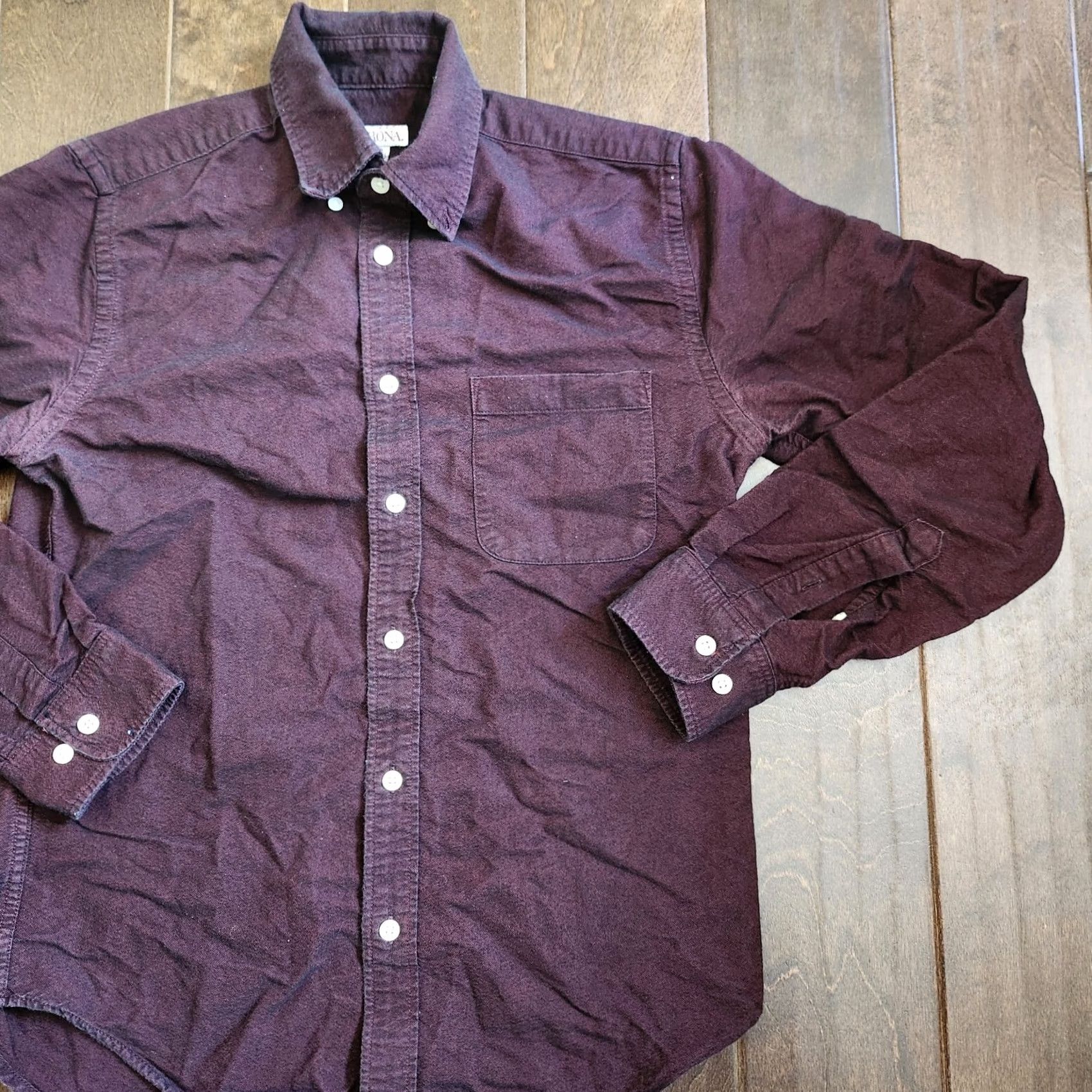 Merona Merona Men's Burgundy Button-Down Dress Shirt S/P Shirt Casual Business 100% Cotton Size 36R - 4 Thumbnail