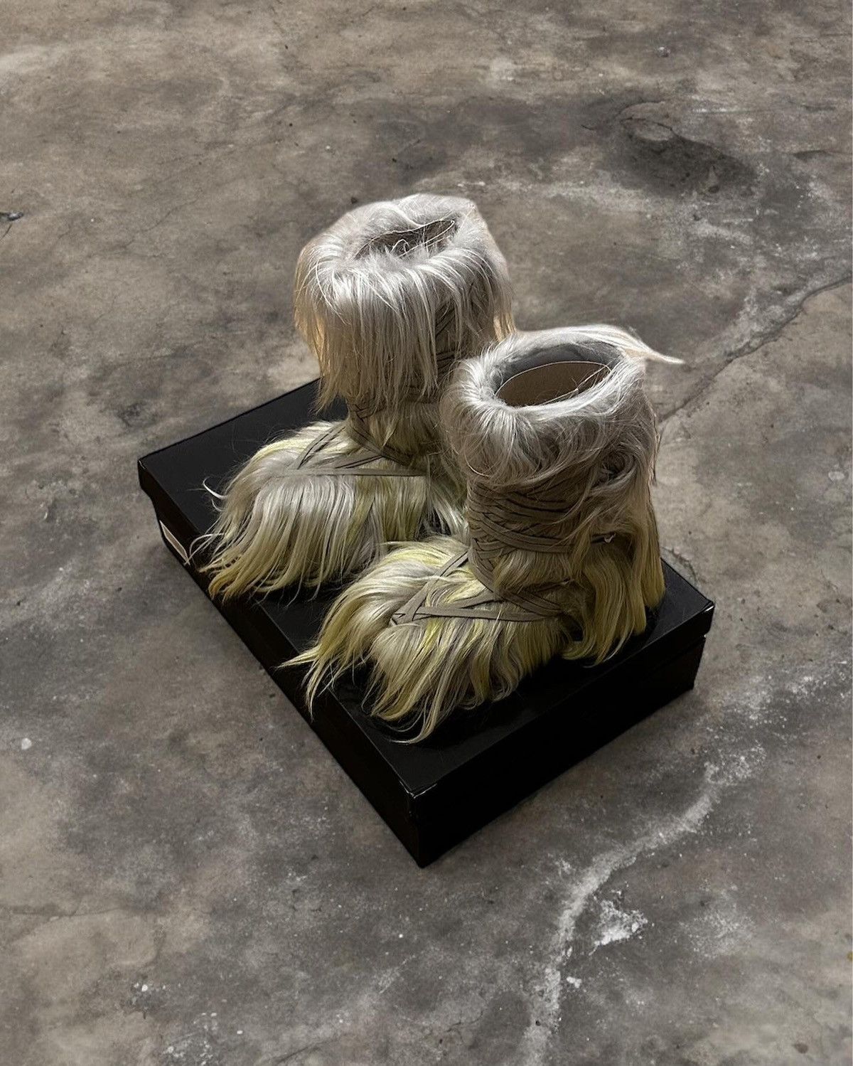 Moncler × Rick Owens Rick Owen’s Moncler Big Rocks Fur Boots Size US 7 / EU 40 - 4 Thumbnail
