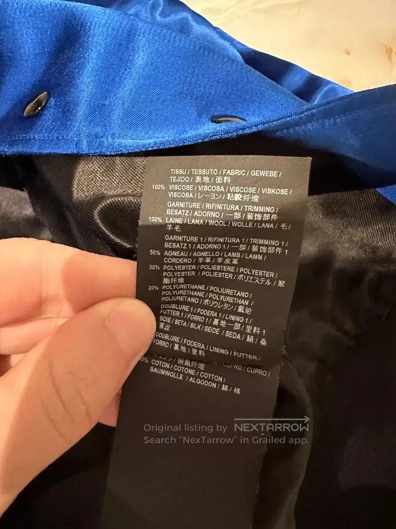 Saint Laurent Paris Saint Laurent Blue Silk Shark Jacket. Size XS / US 0-2 / IT 36-38 - 7 Thumbnail