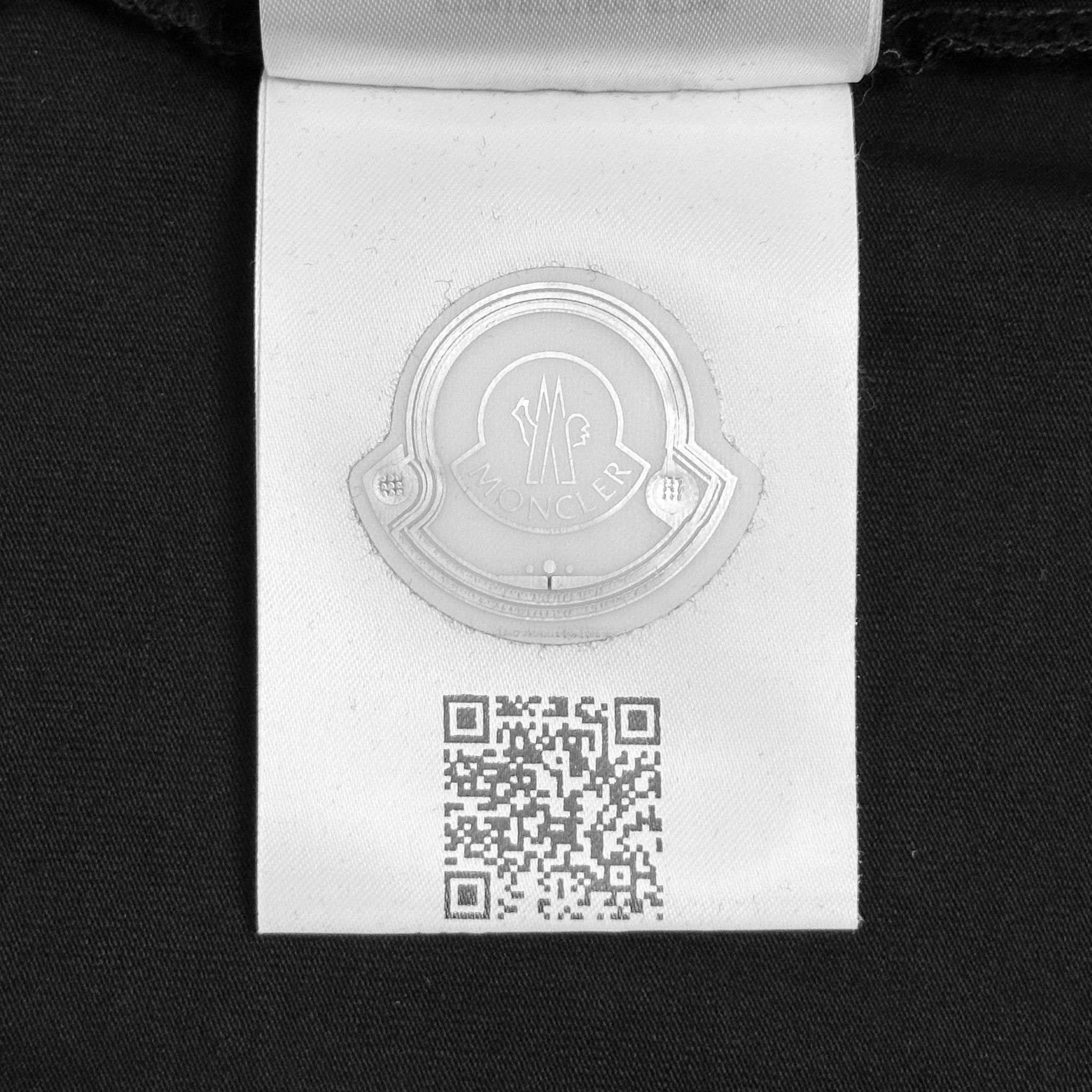 Moncler 86dmo240903015 Size US S / EU 44-46 / 1 - 4 Thumbnail