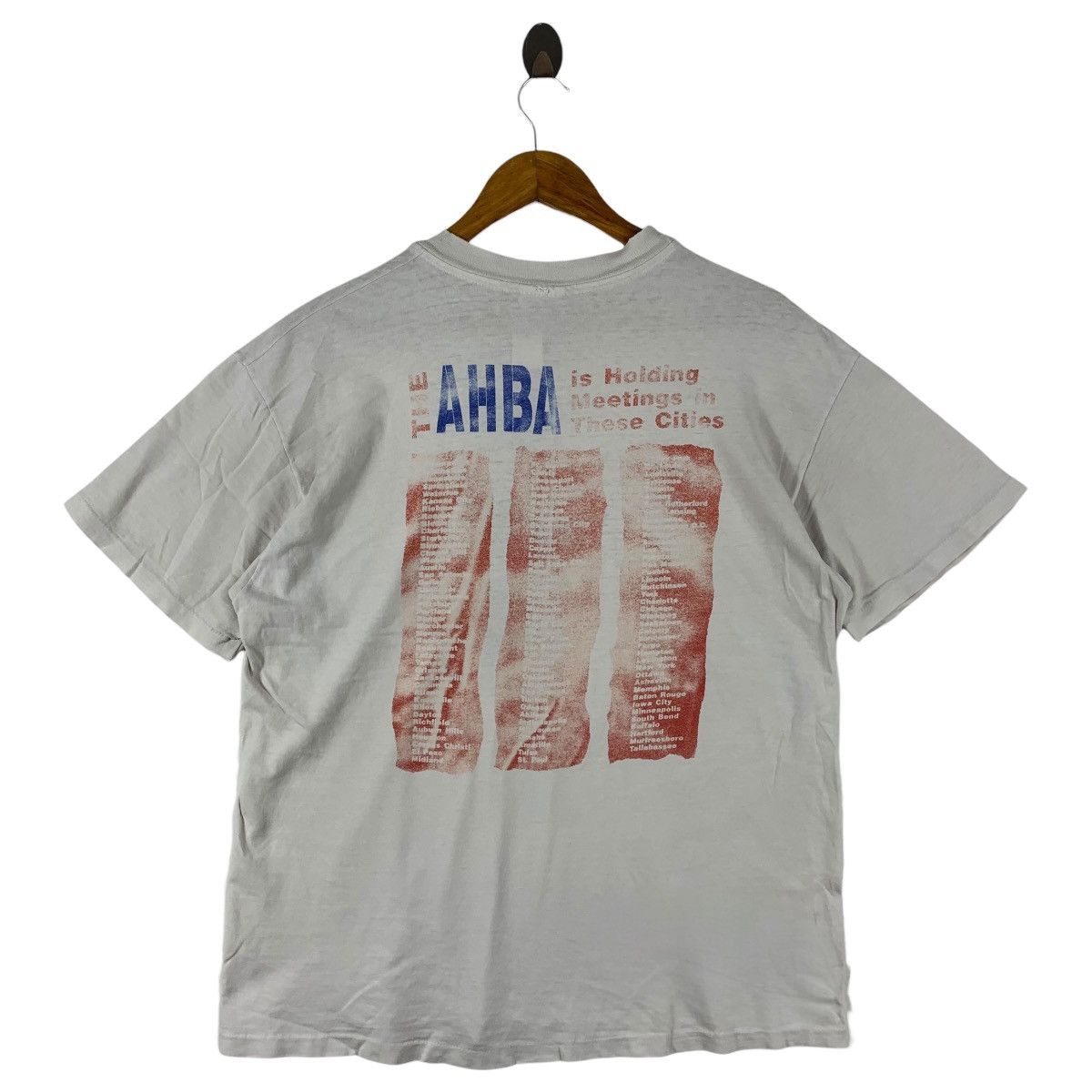 Band Tees Vintage distressed GARTH BROOKS American 1994 band tees Size US L / EU 52-54 / 3 - 4 Thumbnail