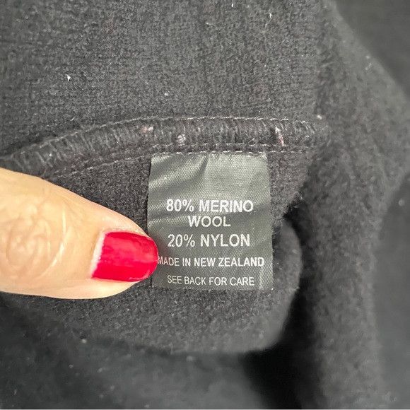 Other Black Merino Wool Half Zip Sweater - Medium, made in NZ 🇳🇿 Size US M / EU 48-50 / 2 - 7 Thumbnail