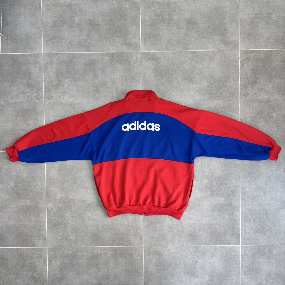 Adidas Vintage Adidas FC Bayern Munich 1993/1995 Soccer Jacket Size US L / EU 52-54 / 3 - 18 Thumbnail