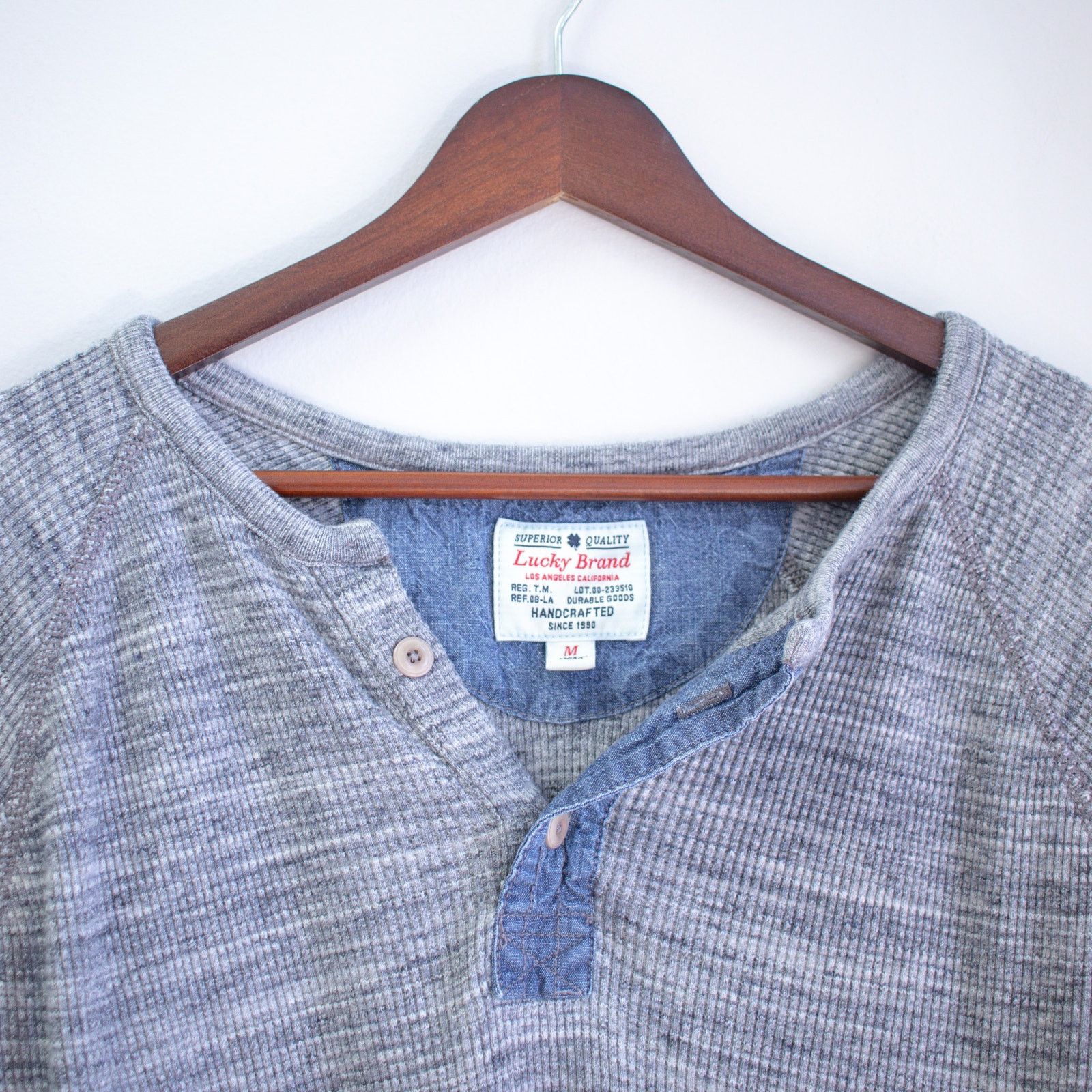 Lucky Brand Lucky Brand Men's Medium Ribbed V-Neck Sweater Size US M / EU 48-50 / 2 - 5 Thumbnail