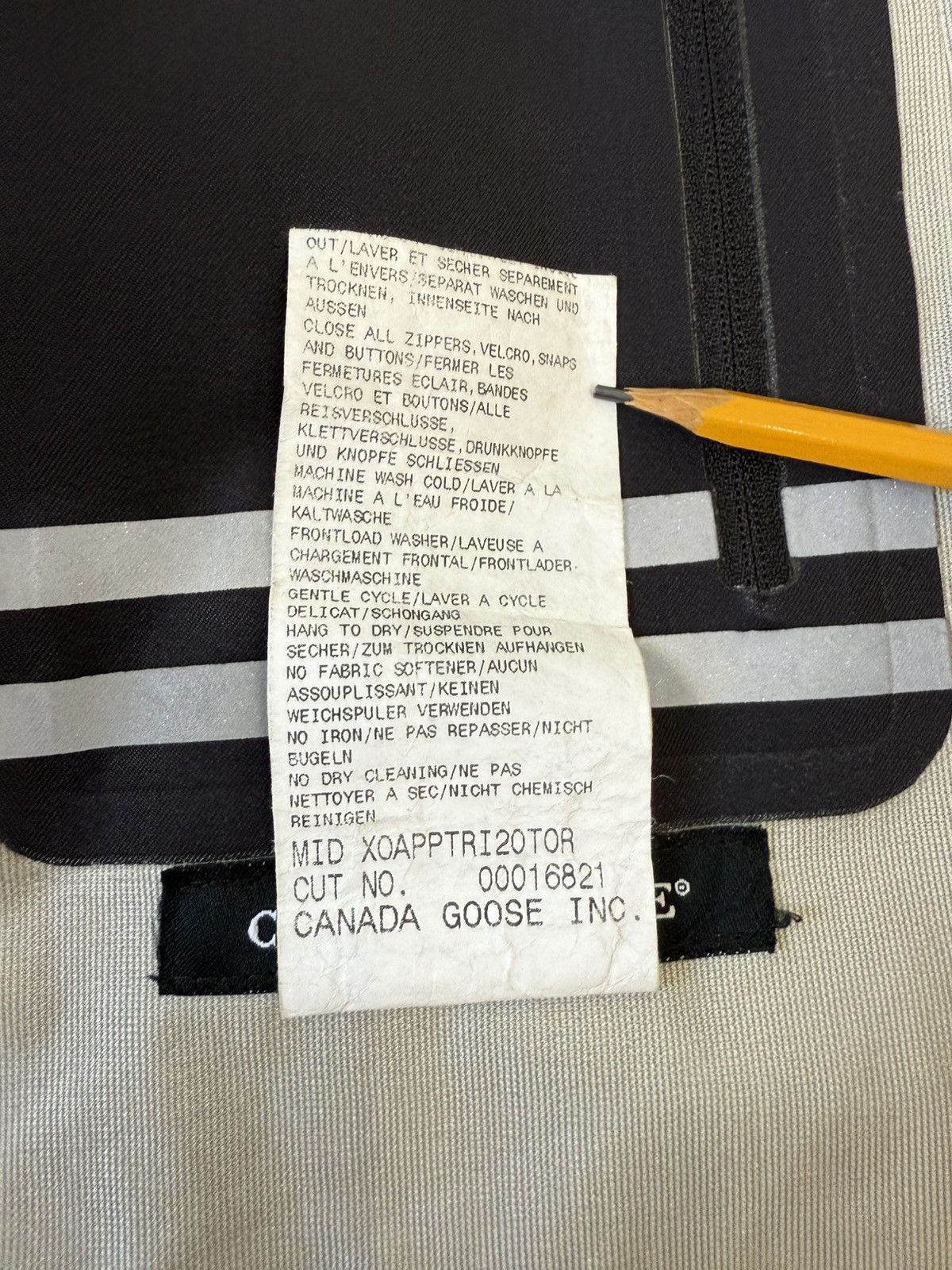 Canada Goose Canada Goose Moraine Shell Jacket 5332M Size US XL / EU 56 / 4 - 15 Thumbnail