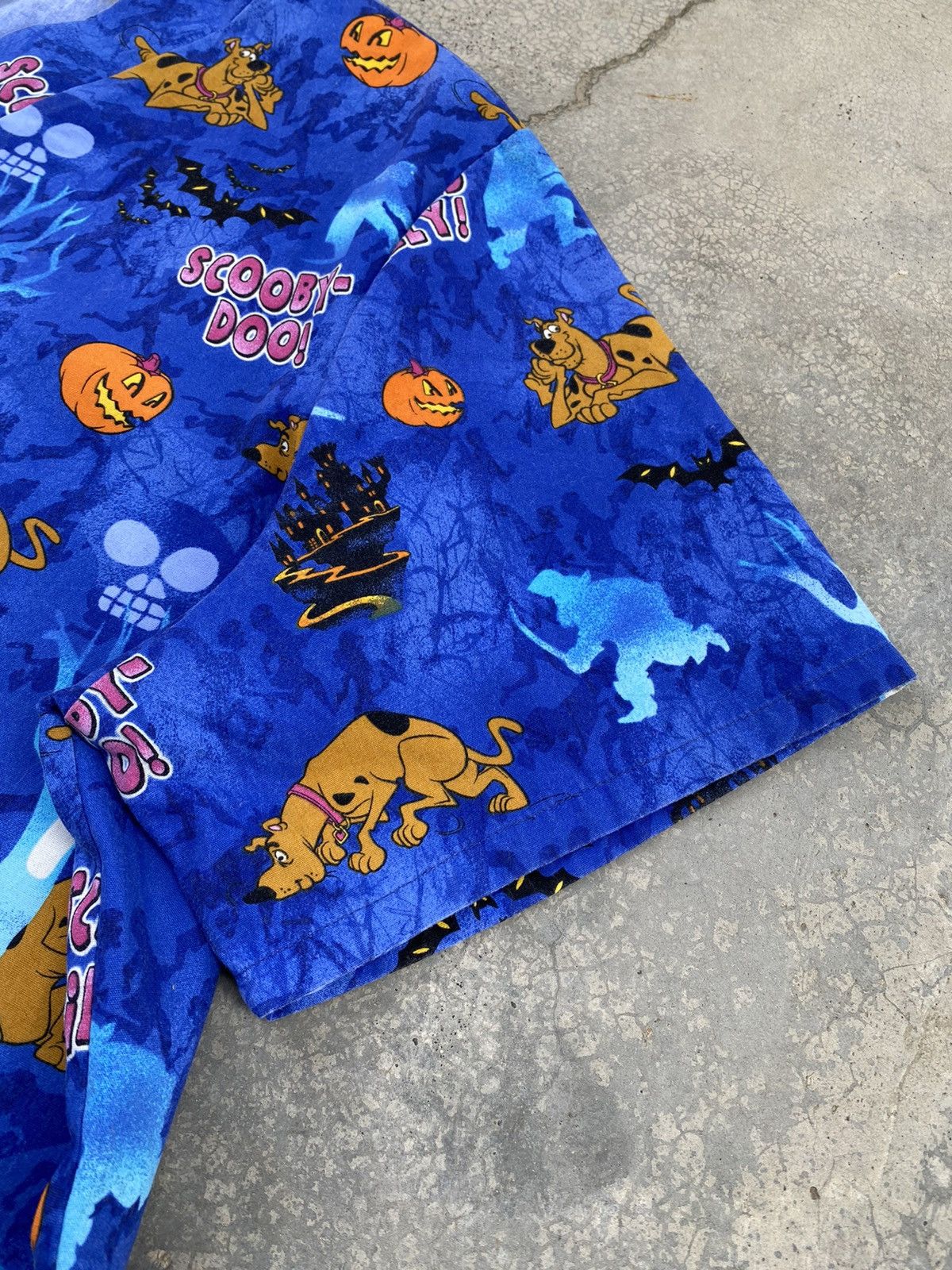 Cartoon Network Vintage Y2k Scooby Doo OverPrint V Neck Tees Size US XL / EU 56 / 4 - 8 Thumbnail