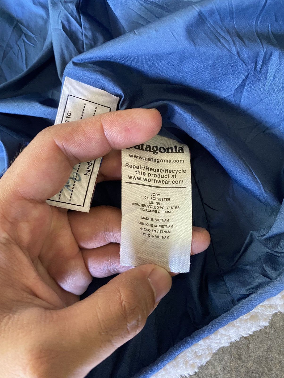 Patagonia Patagonia Creme Tone Outdoor Fleece Jacket XF 41 for Women 🔥 Size L / US 10 / IT 46 - 10 Thumbnail