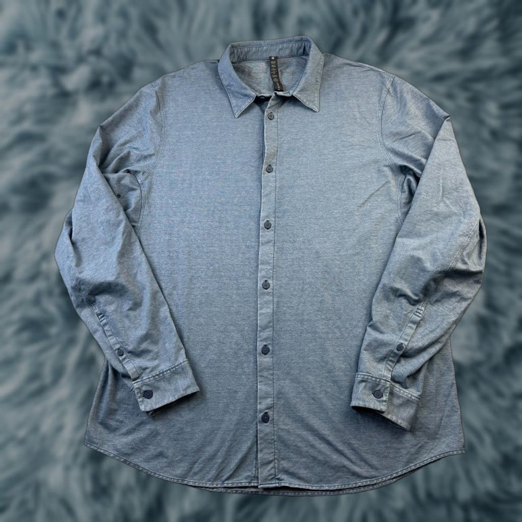 Lululemon Lululemon Shirt Mens XL Blue Button-Up Commute Tech Size US XL / EU 56 / 4 - 1 Thumbnail