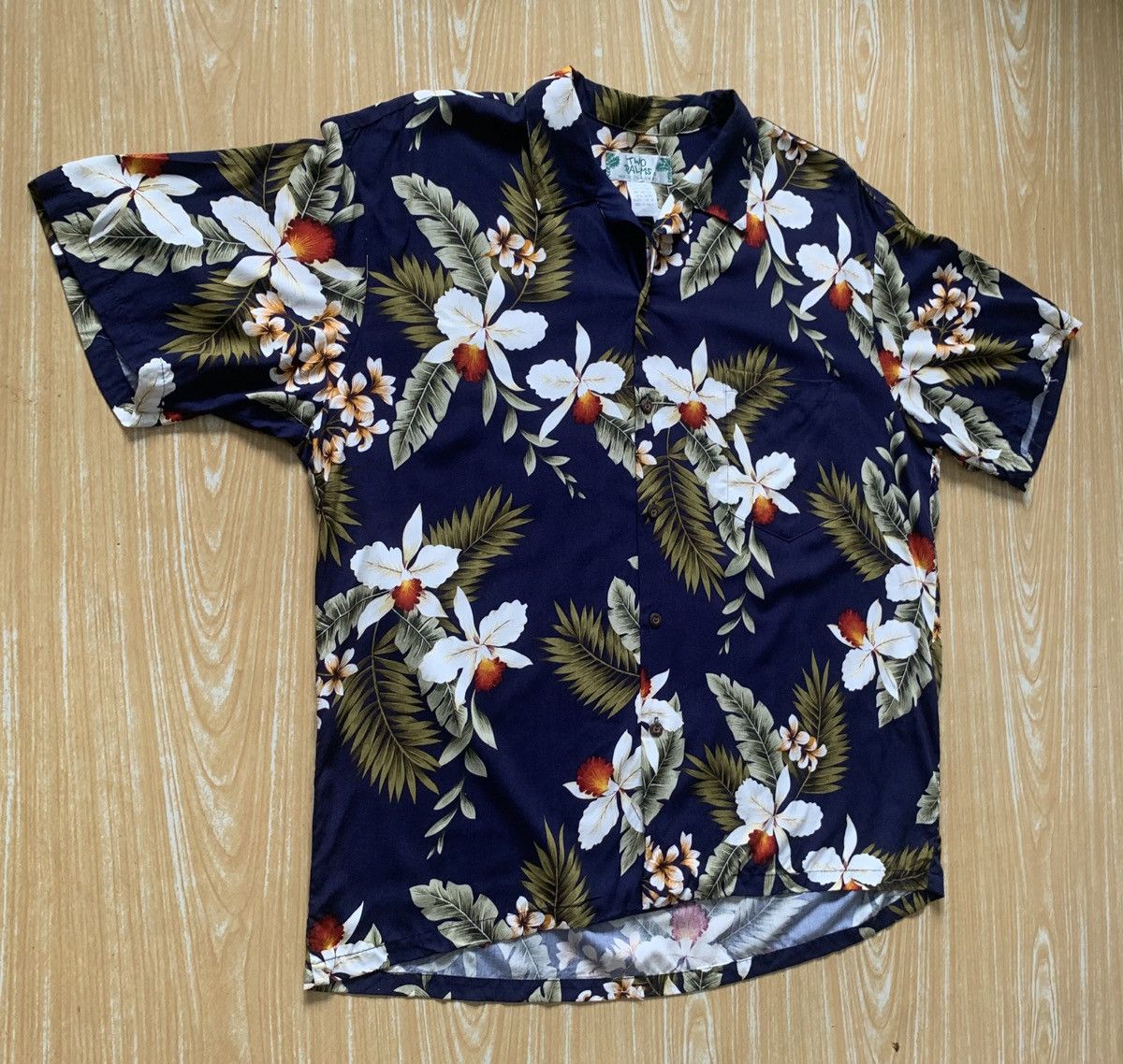 Vintage Vintage 80s 100% Rayon Shirt Two Palm Hawaii Size US XL / EU 56 / 4 - 4 Thumbnail
