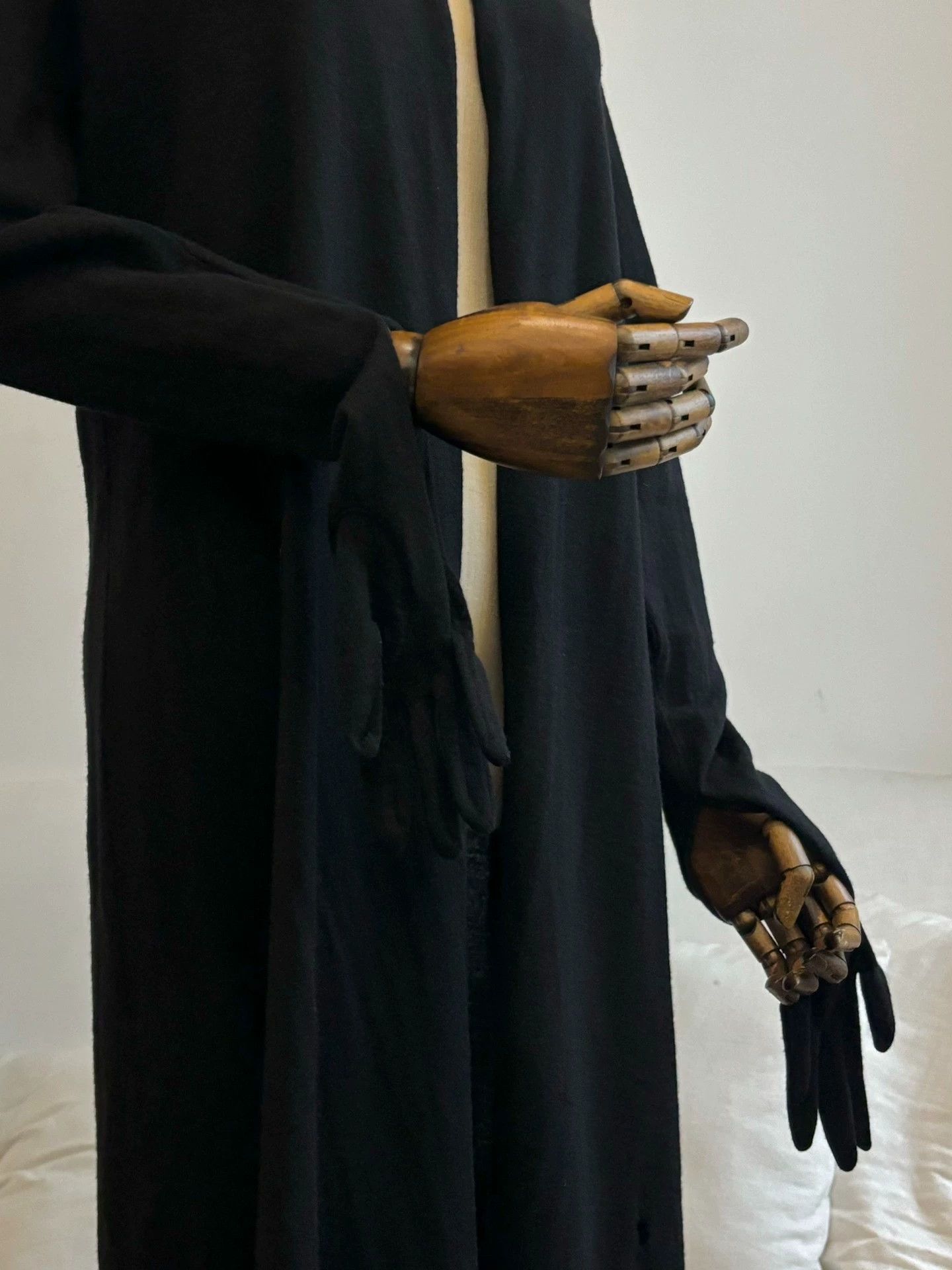 Yohji Yamamoto Yohji Yamamoto 80S Femme Gloves Coat Black M Size US M / EU 48-50 / 2 - 3 Thumbnail