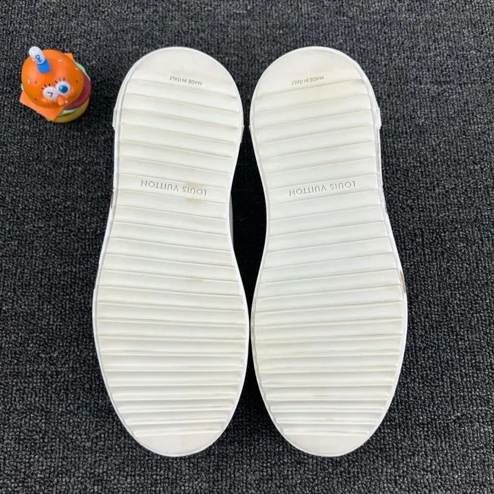 Louis Vuitton Louis Vuitton White Leather Casual Sneakers -2508 Size US 5.5 / EU 38 - 4 Thumbnail