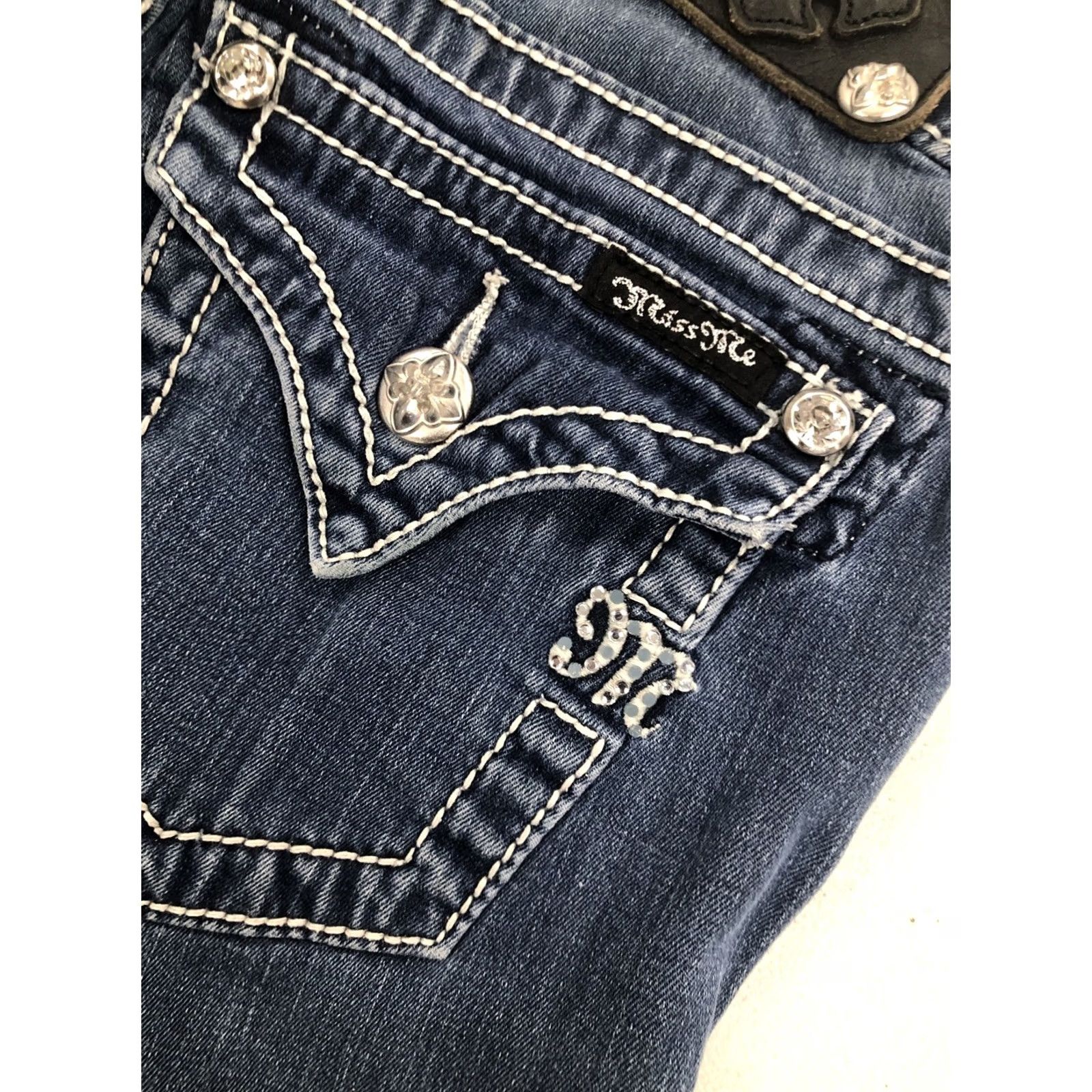 Miss Me MISS ME Jeans Skinny Low Rise 25x29 VAL A 25 Blue Denim 5-Pocket Zip Womens Regular Slim 7" Rise 29" Inseam Size 42" / US 20 - 2 Thumbnail