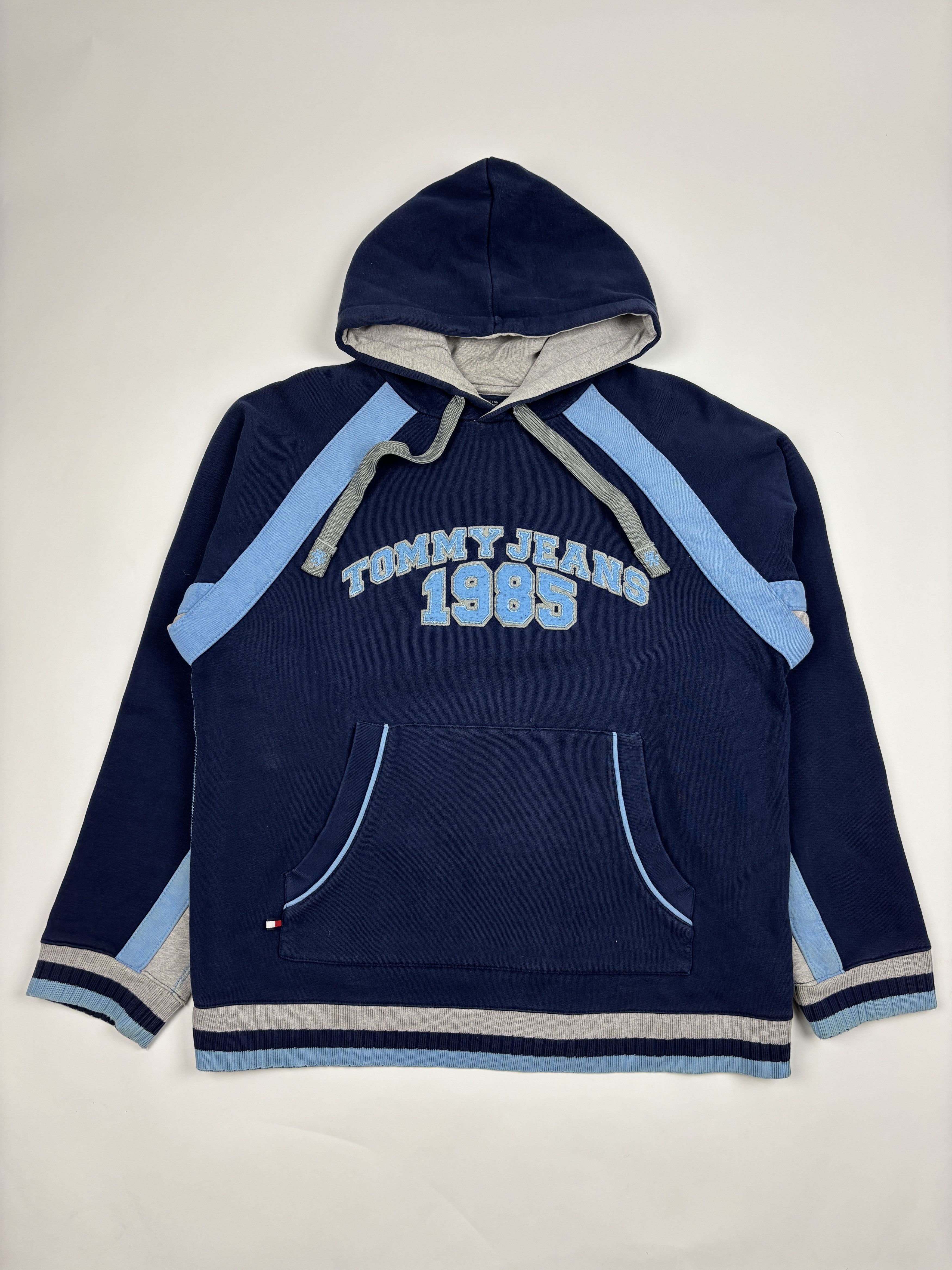 Tommy Jeans Vintage Y2K Tommy Jeans Navy Blue Hoodie Size US S / EU 44-46 / 1 - 1 Thumbnail