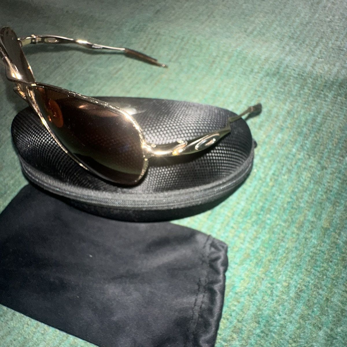Oakley 2006 Oakley Crosshair S Gold Sport sunglasses vintage 00 Size ONE SIZE - 3 Thumbnail