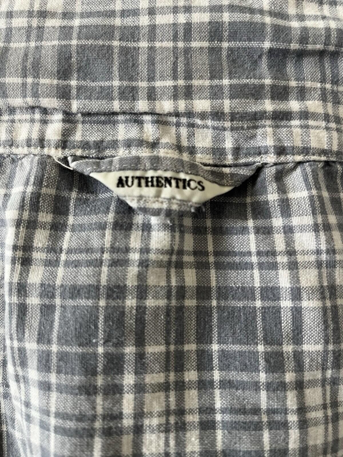 Bugle Boy Bugle Boy Authentics Plaid Floral Shirt L Grey Hibiscus Size US L / EU 52-54 / 3 - 7 Thumbnail