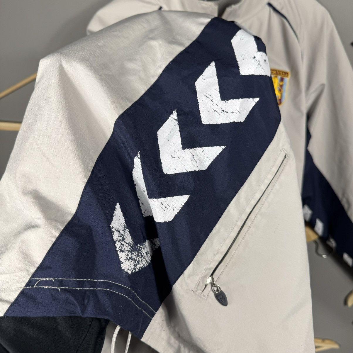 Hummel × Vintage Hummel Aston Villa Soccer Light Jacket Size US M / EU 48-50 / 2 - 5 Thumbnail