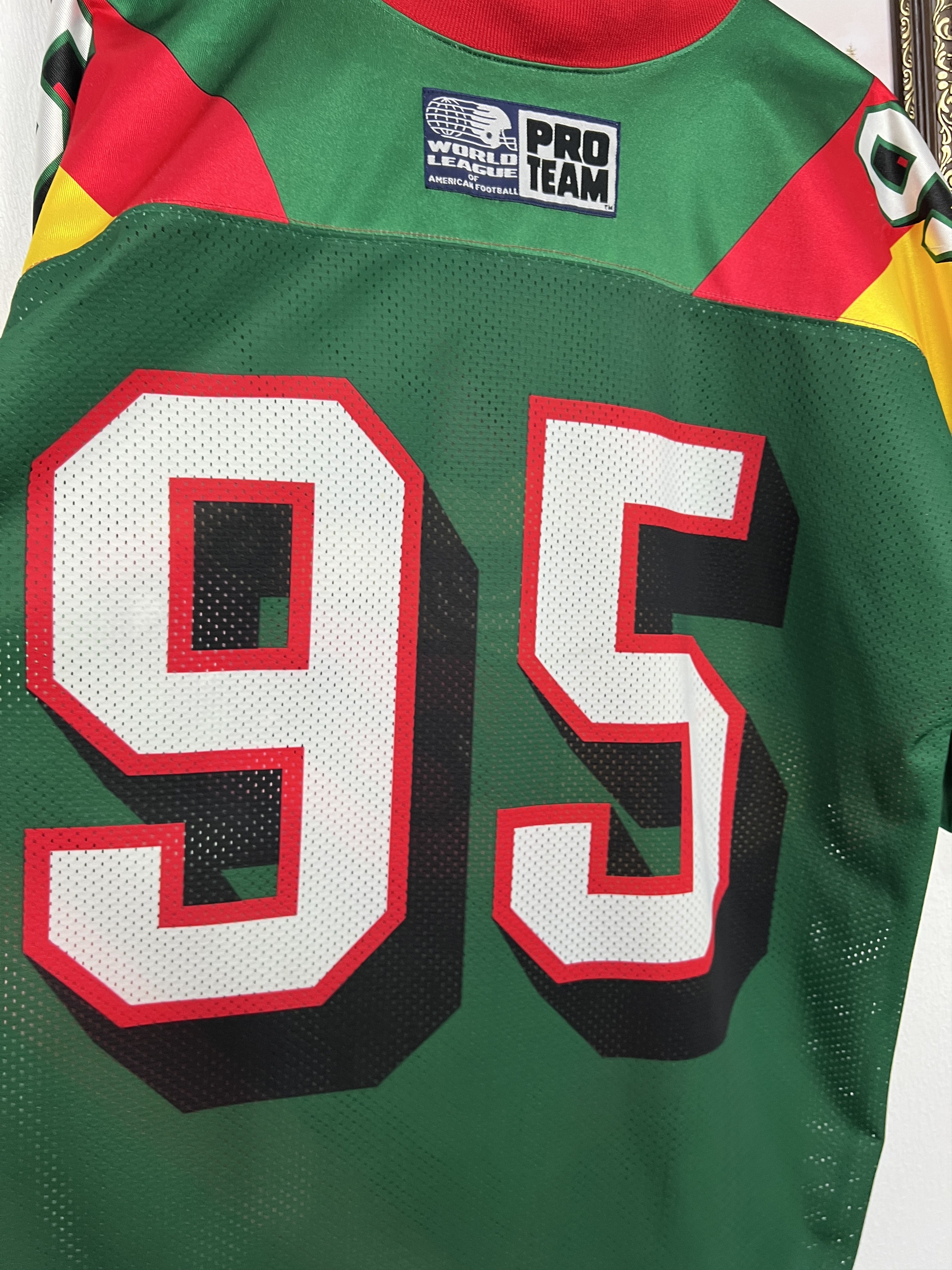 Reebok VIntage Barcelona Dragons NFL World League Jersey #95 Trikot Size US XL / EU 56 / 4 - 11 Thumbnail