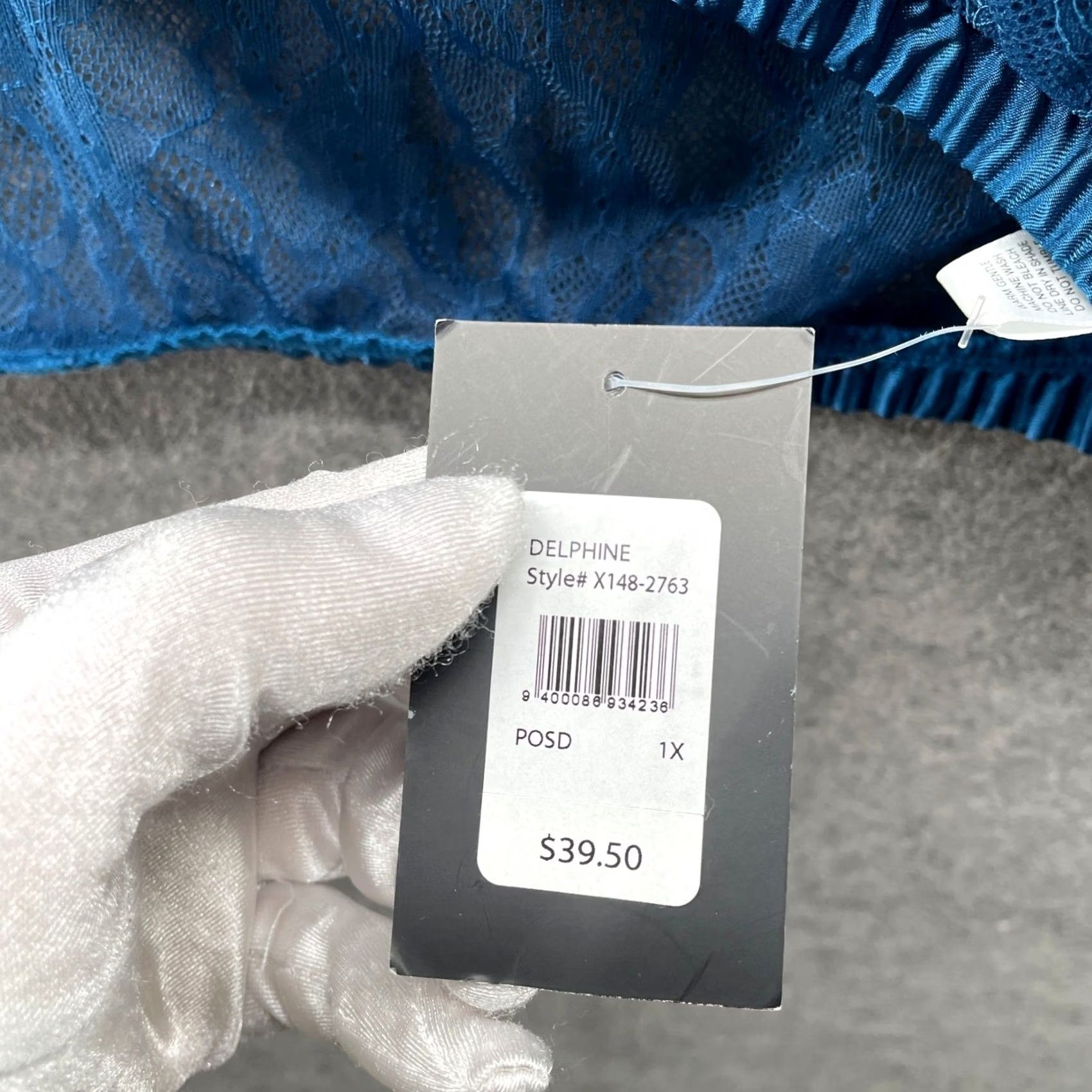 Vintage NWT Fredericks of Hollywood Delphine Bralette Womens 1X Blue Satin Lace Cami Size ONE SIZE - 6 Thumbnail