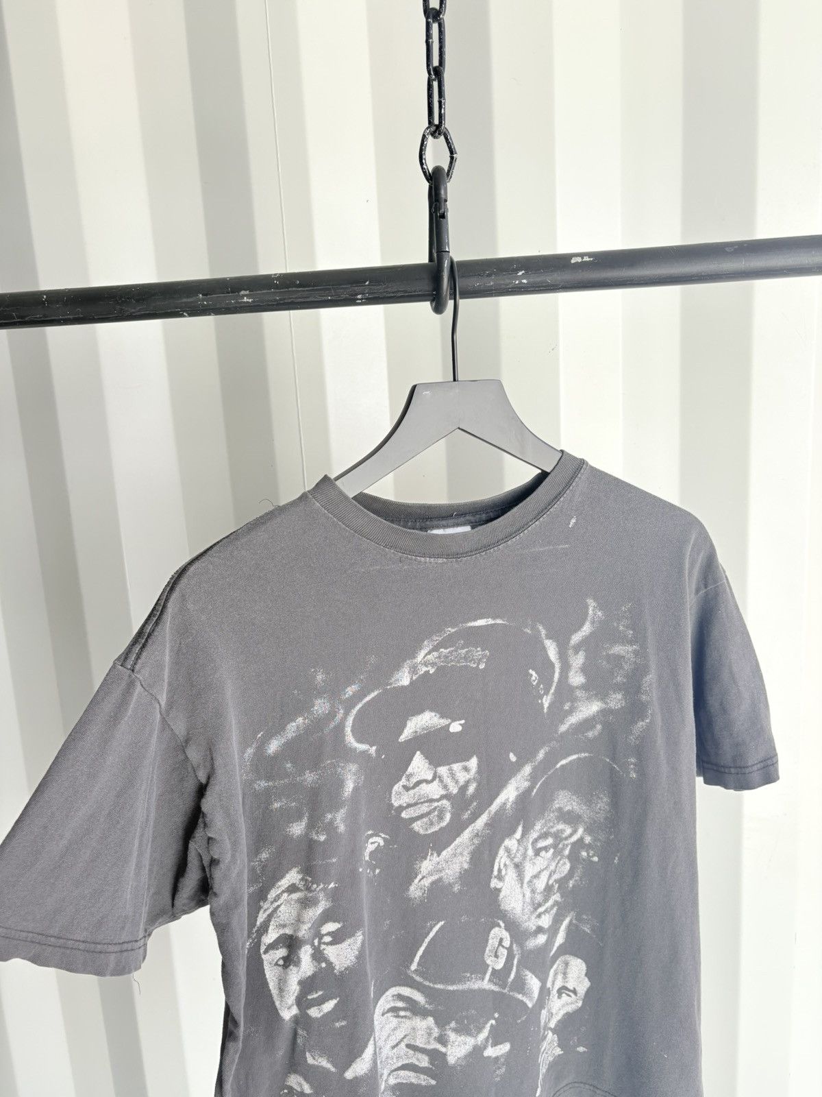 Vintage Thrashed 90s Rapper Shirt Faded Distressed Band GRUNGE Size US L / EU 52-54 / 3 - 3 Thumbnail