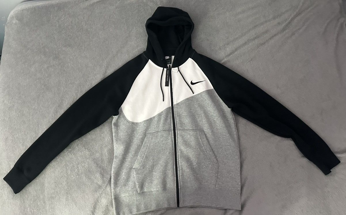 Nike Nike athletic standard fit hoodie Size US L / EU 52-54 / 3 - 1 Thumbnail