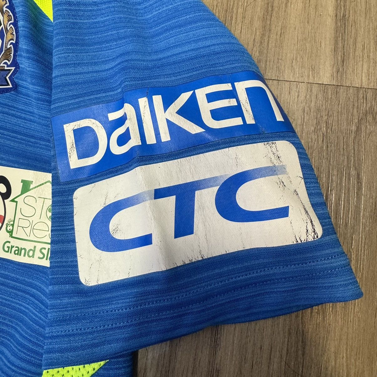 Umbro Osaka Gamba player issued/worn training jersey Size US M / EU 48-50 / 2 - 7 Thumbnail