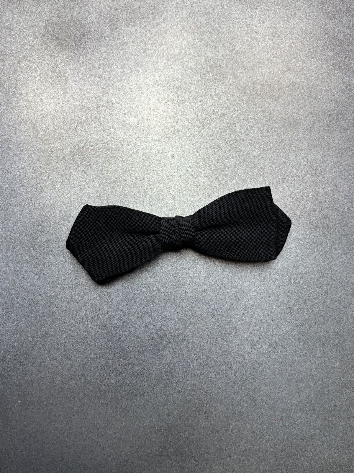 Vintage 1960s Bowtie Vintage Clip-On Bow Tie Royal-Rust Resistant Size ONE SIZE - 7 Thumbnail