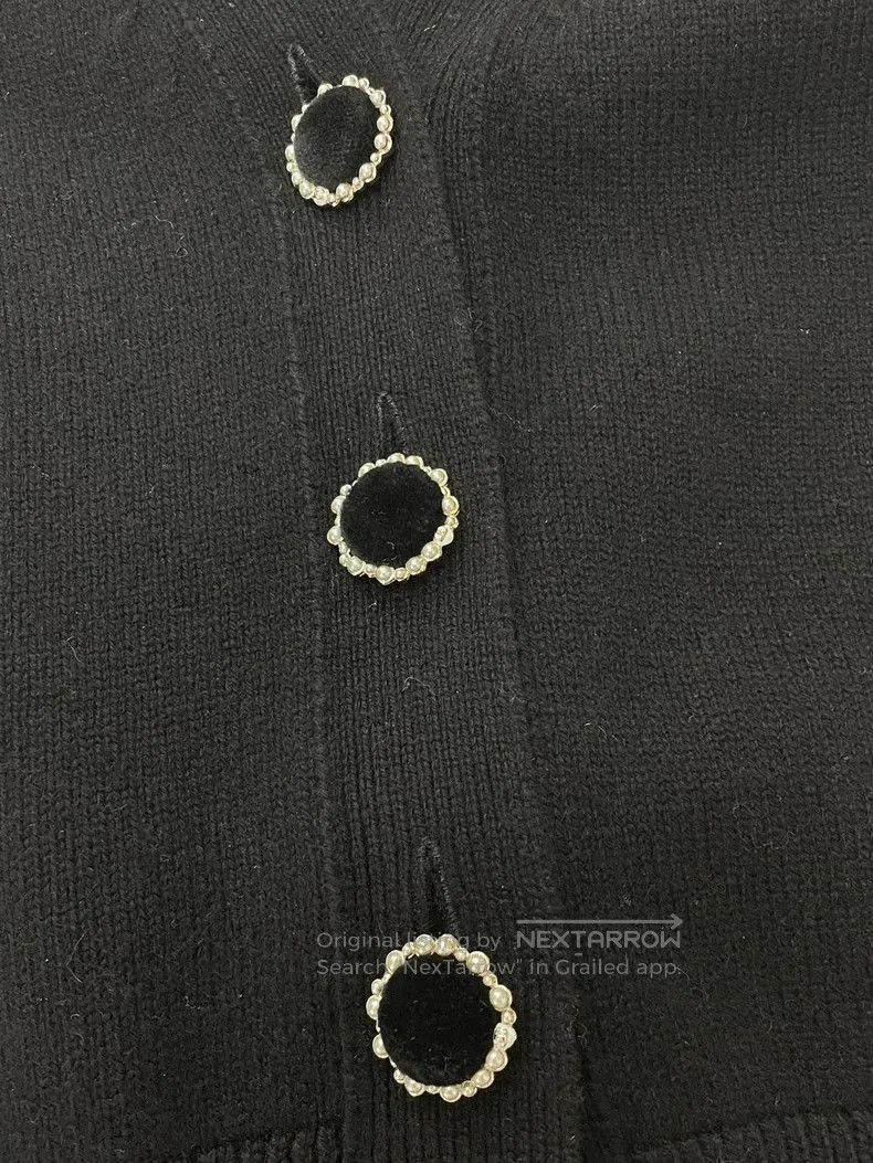 Chanel Chanel Black White Knit Cardigan. Size US M / EU 48-50 / 2 - 2 Thumbnail