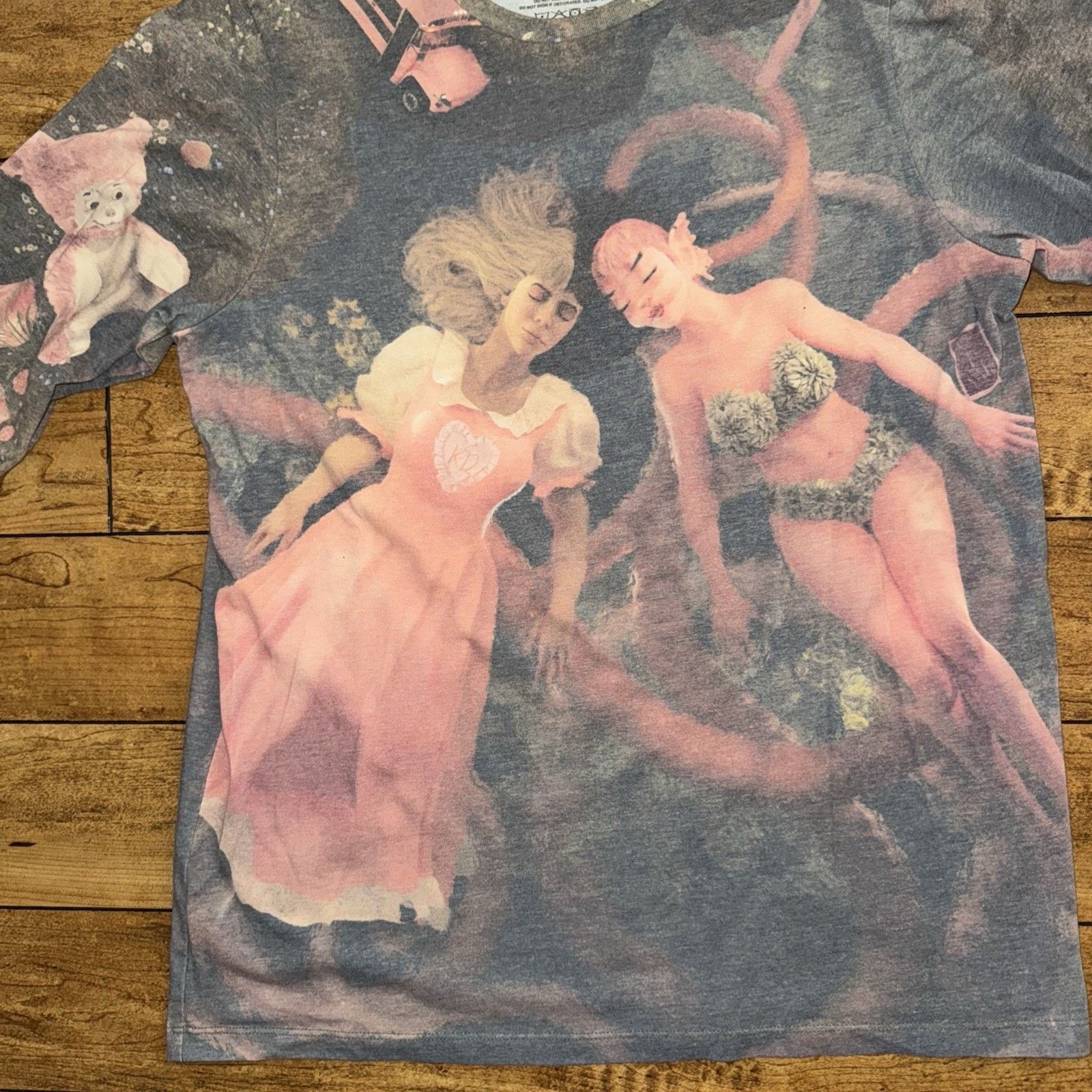 Band Tees × Hot Topic × Vintage Melanie Martinez Cry Baby Long Sleeve Graphic Shirt 2XL Rare Size US XXL / EU 58 / 5 - 2 Thumbnail