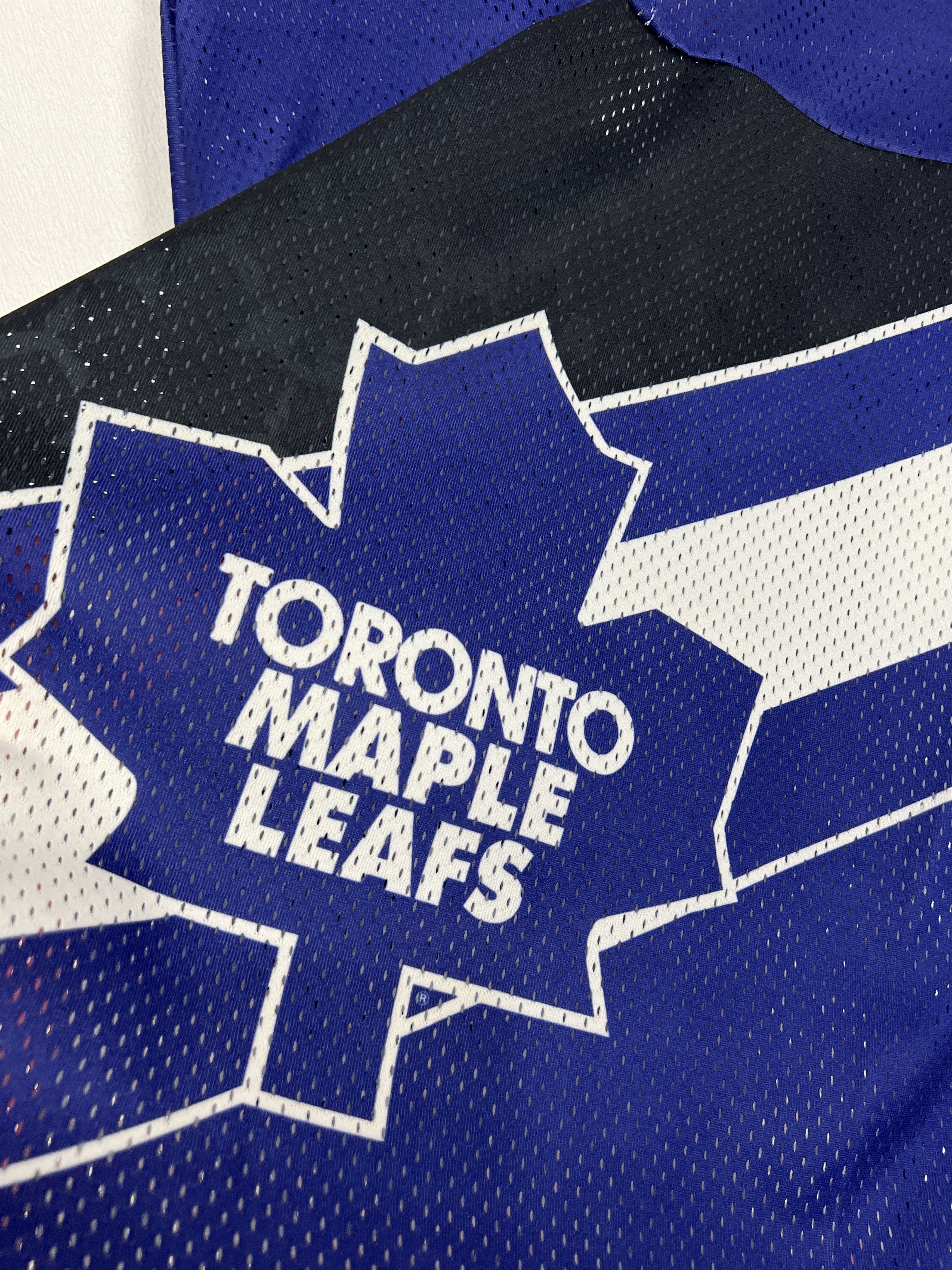 Ccm CCM Toronto Maple Leafs NHL Ice Hockey Jersey Trikot Boys XL Size US XS / EU 42 / 0 - 9 Thumbnail