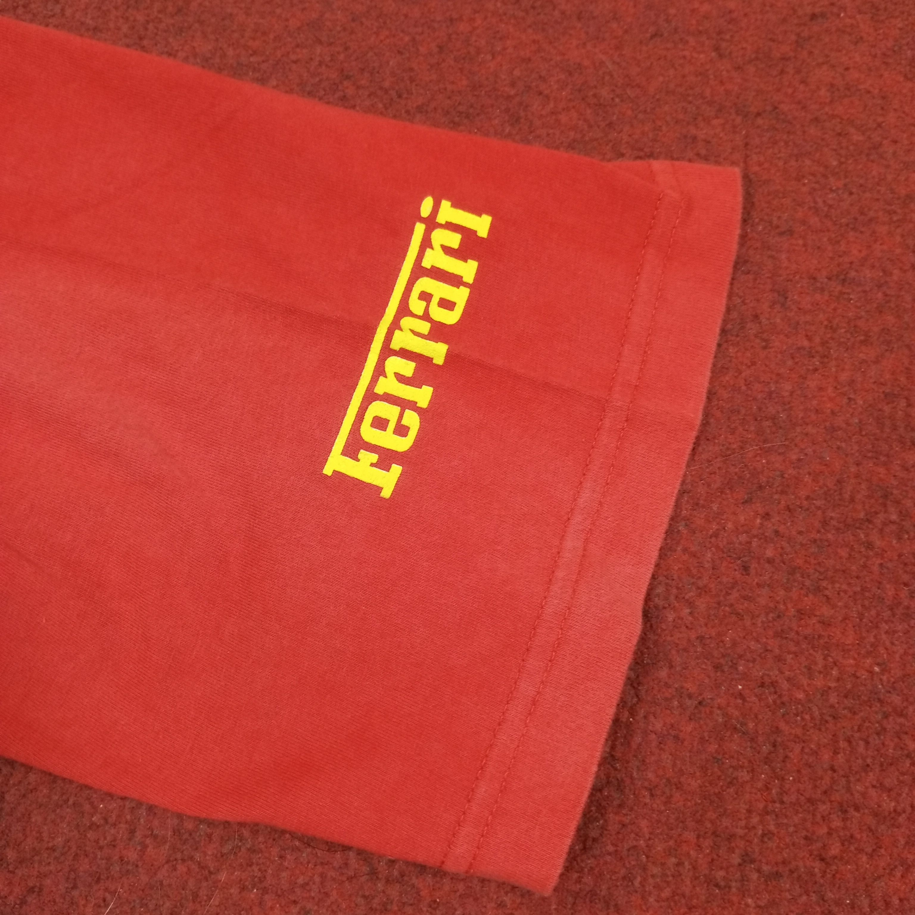 Ferrari × Vintage Ferrari Luxury Brand Racing Formula One F1 Tshirt Size US L / EU 52-54 / 3 - 8 Thumbnail