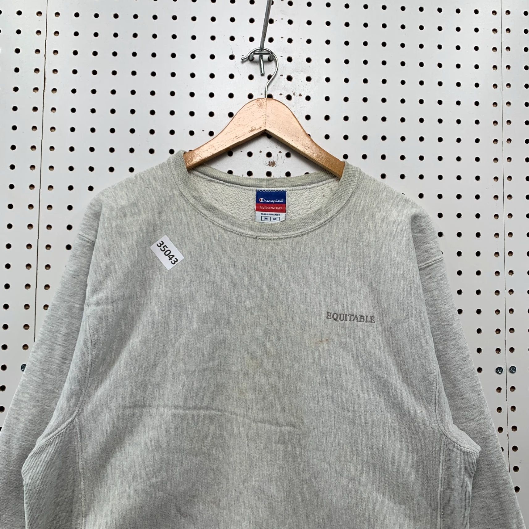Champion VINTAGE Champion Reverse Weave Sweatshirt Mens Medium Gray Crewneck 22.5x24.5 Size US M / EU 48-50 / 2 - 5 Thumbnail